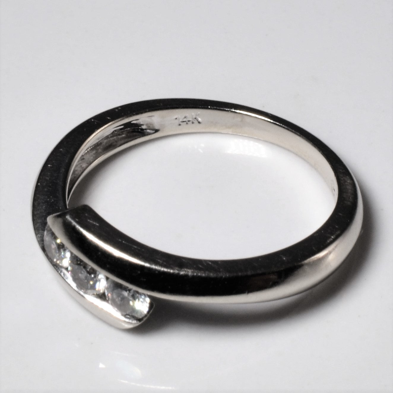Bypass Three Stone Diamond Ring | 0.32ctw | SZ 6.25 |