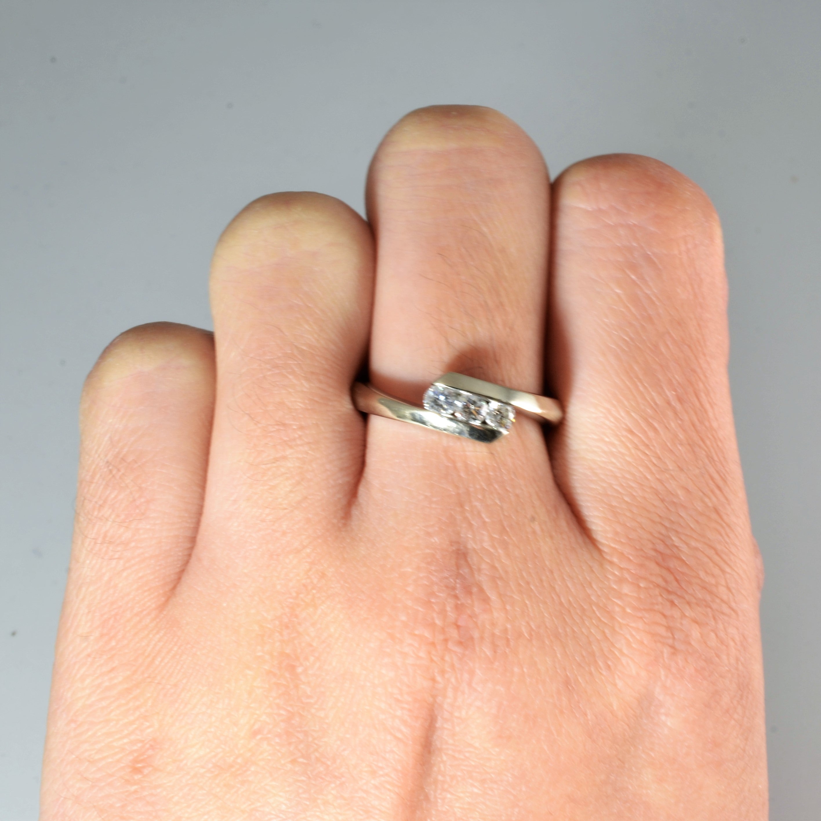 Bypass Three Stone Diamond Ring | 0.32ctw | SZ 6.25 |