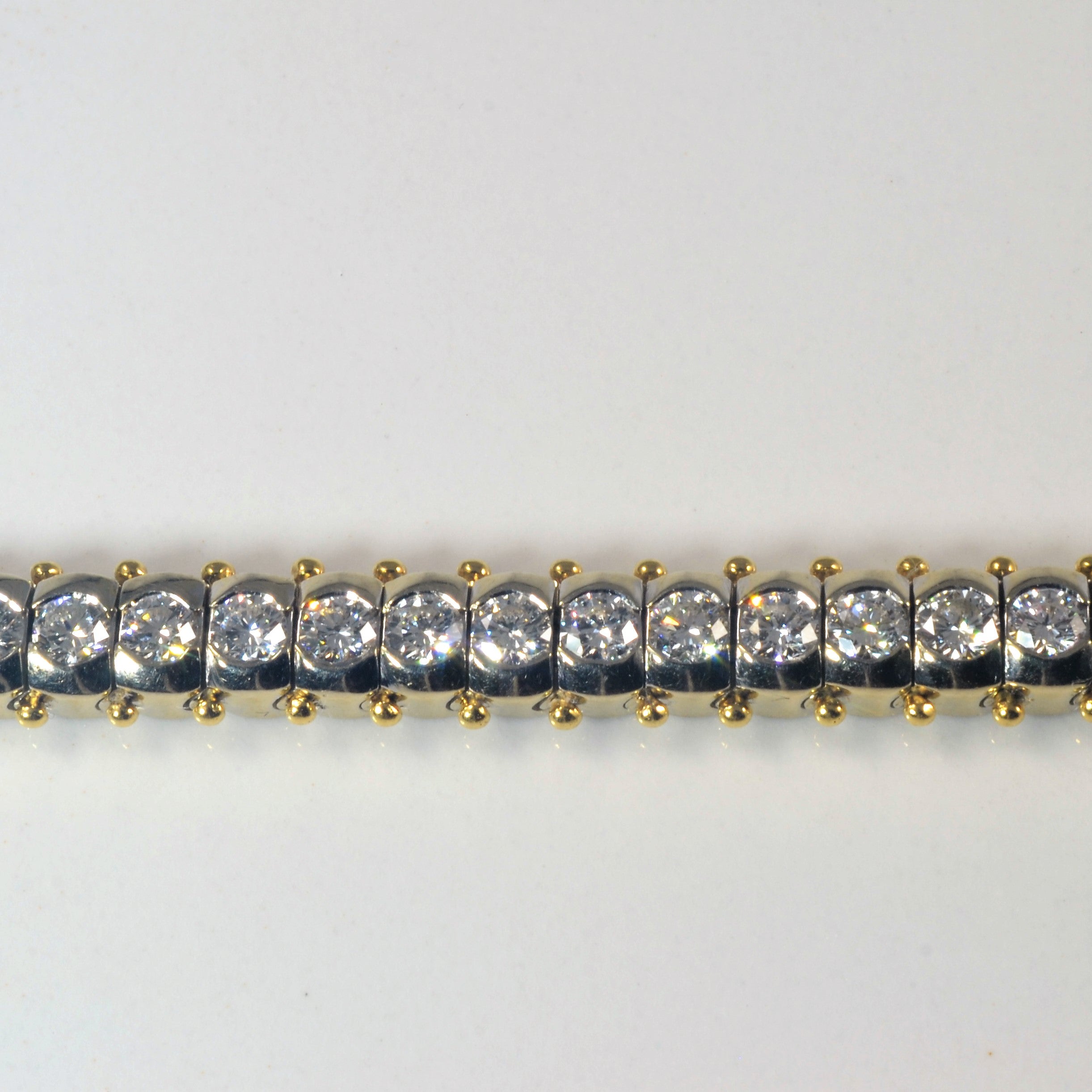 Bracelet de tennis serti de diamants | 4,68 ct | 17,8 cm |