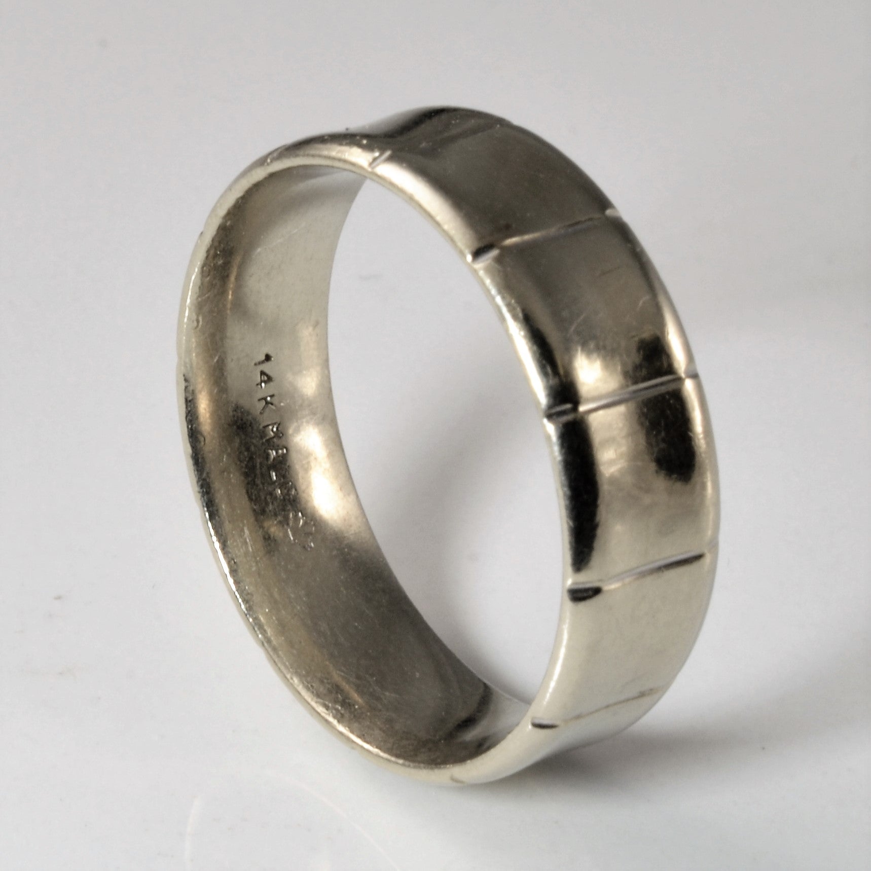 Vertical Grid White Gold Band | SZ 11 |