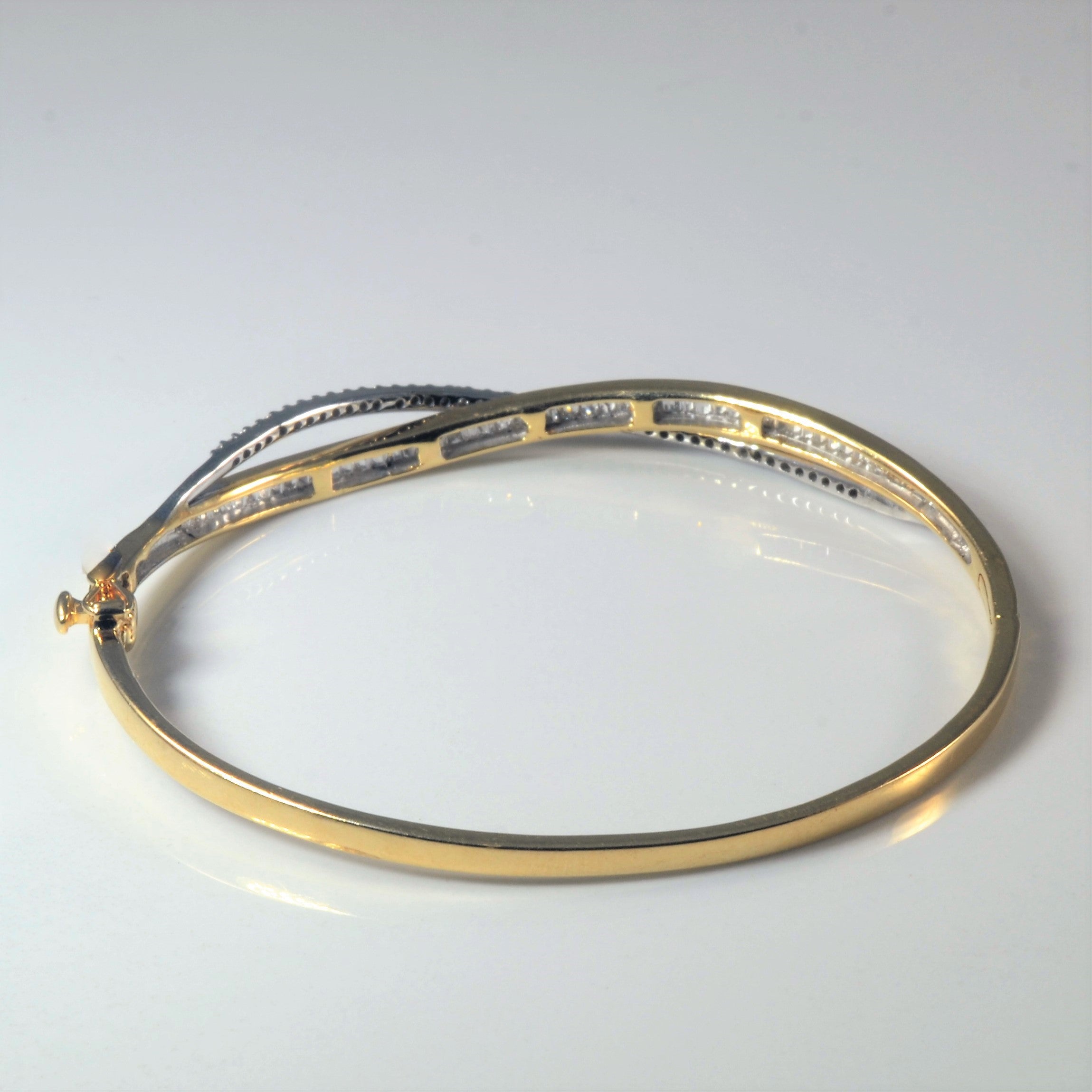 Crossover Baguette Diamond Bangle | 0.83ctw | 7.5" |