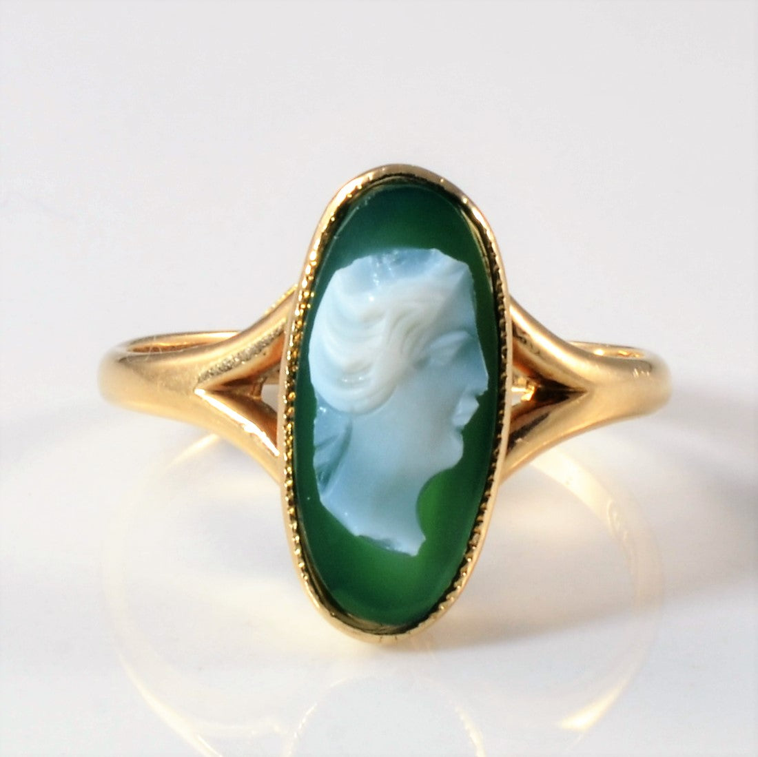 1950s Bezel Set Cameo Ring | SZ 5.5 |