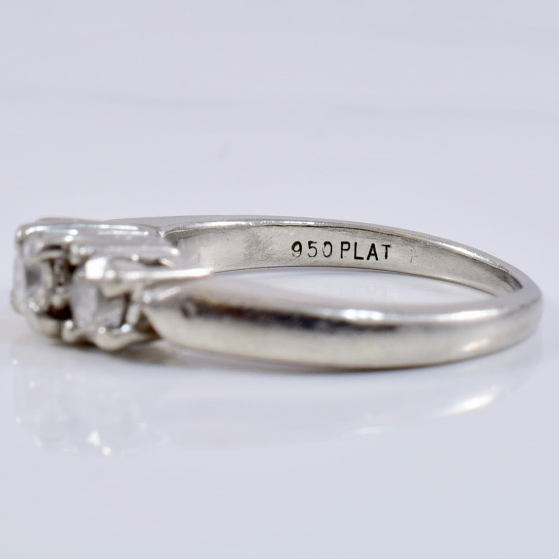Three Stone Diamond Ring | 0.48 ctw SZ 4 |