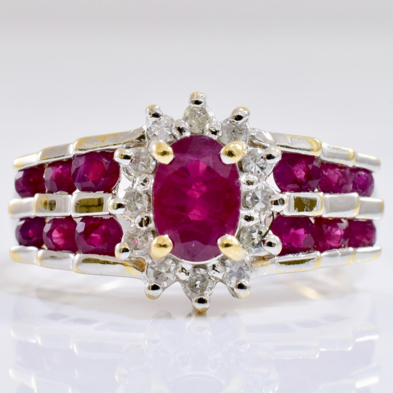 Bague sertie de rubis et de diamants | 0,12 ct au total | Taille 6 |