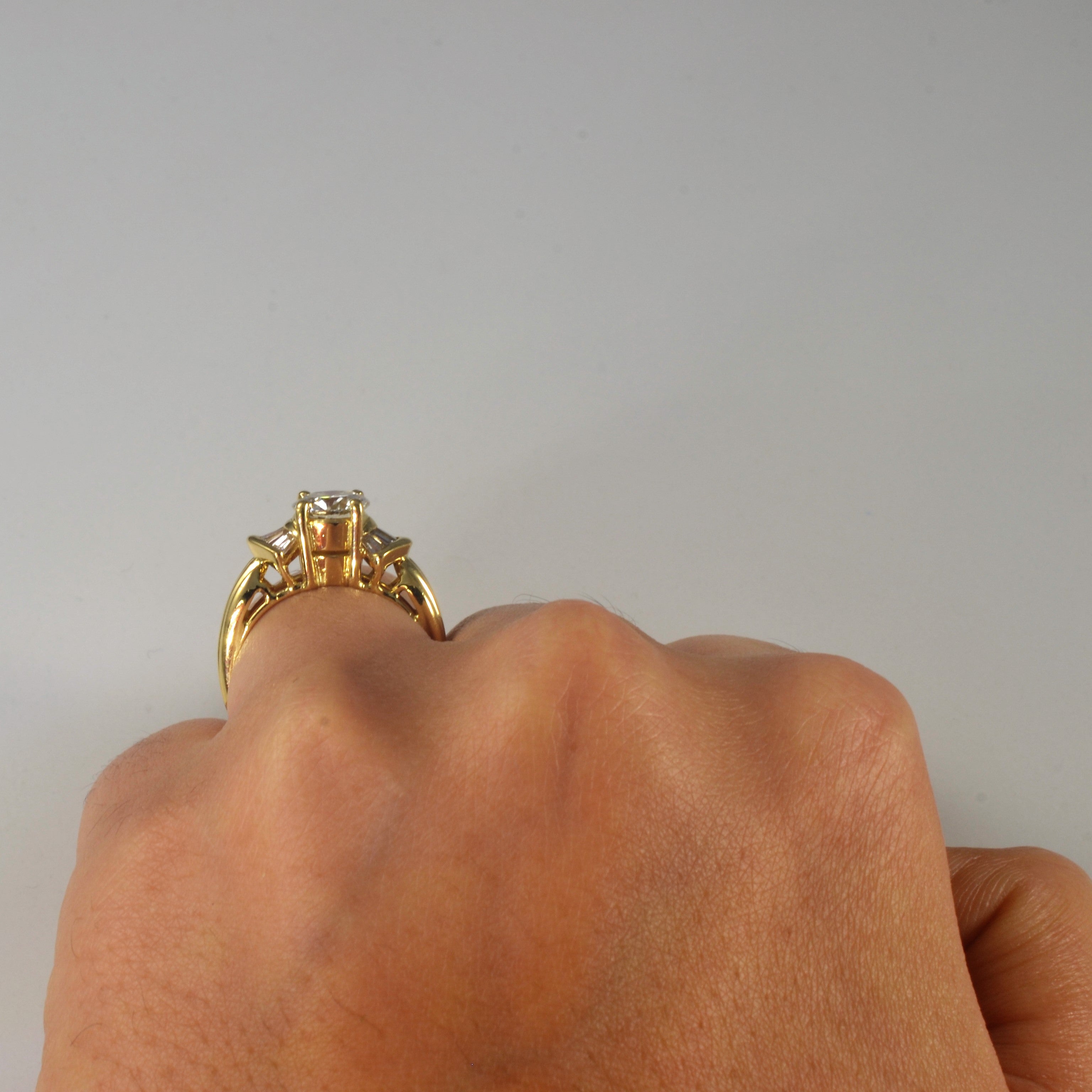 Bague de fiançailles ornée de chevrons baguette | 1,32 ct | Taille 5,5 |