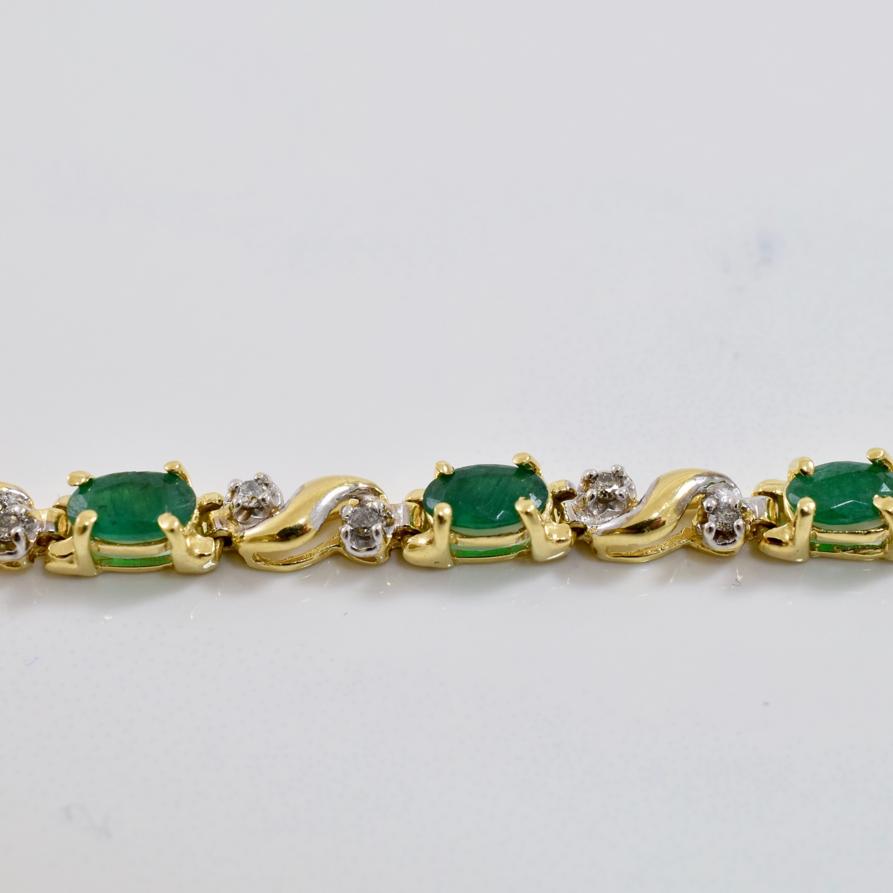 Emerald and Diamond Bracelet | 0.26 ctw SZ 7.5" |