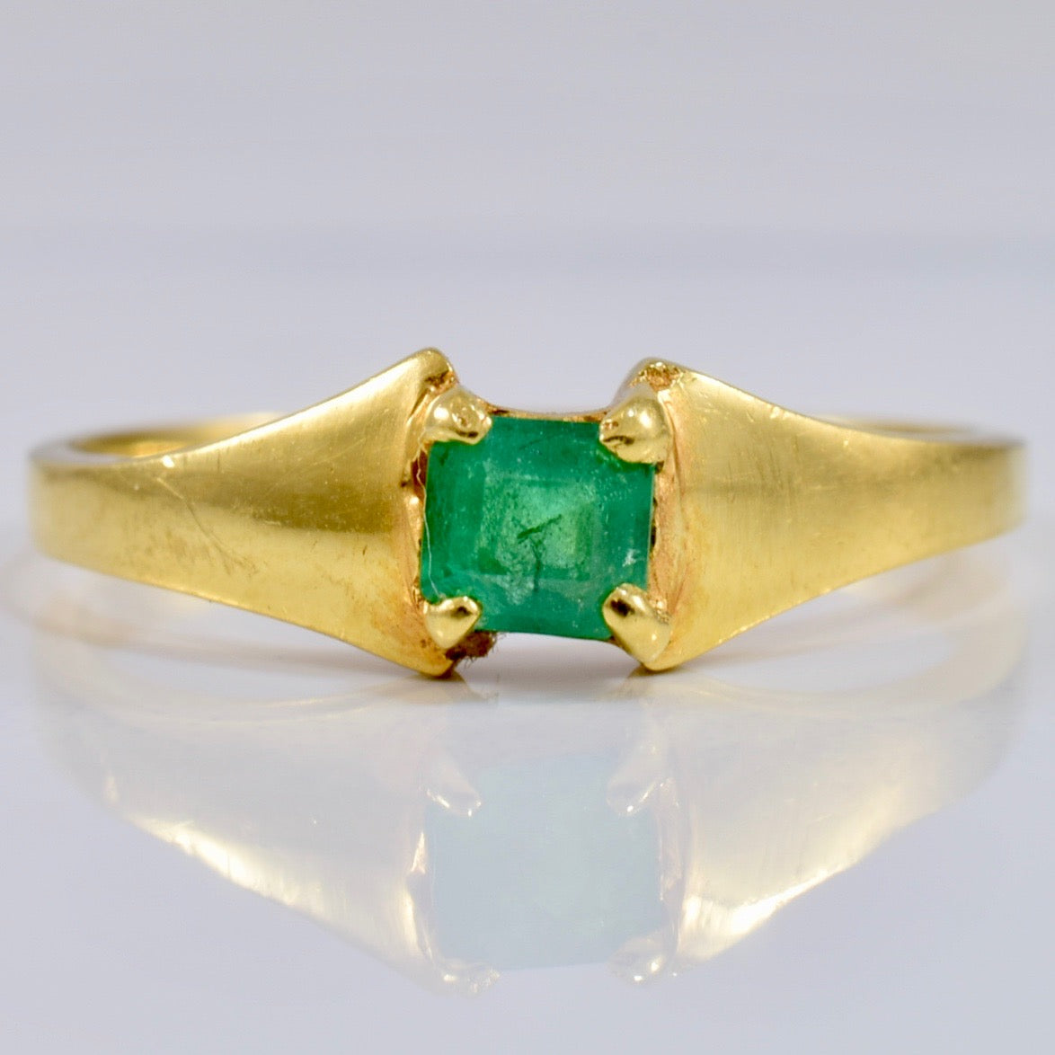 Prong Set Emerald Ring | 0.20 ct SZ 6 |