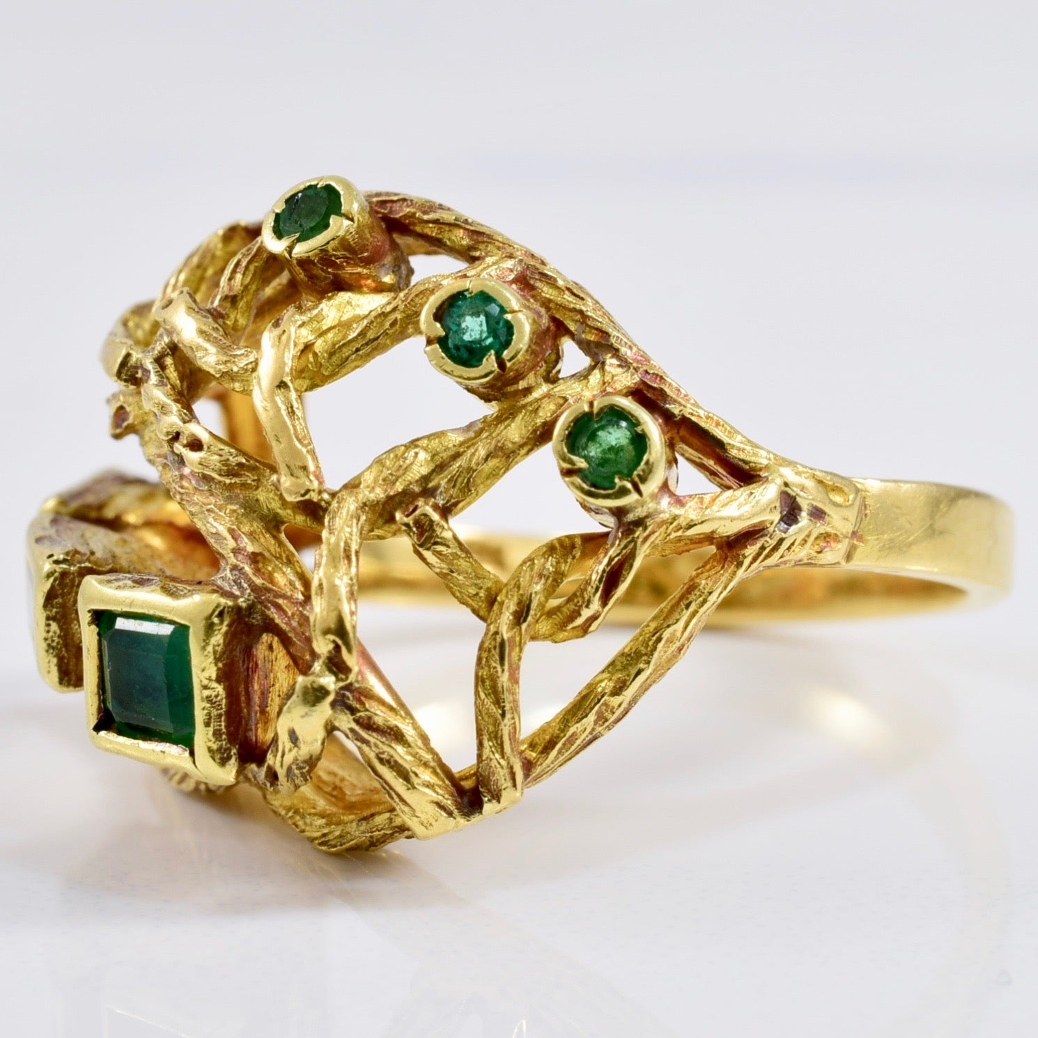Gold and Emerald Ring | 0.45 ctw SZ 5.5 |