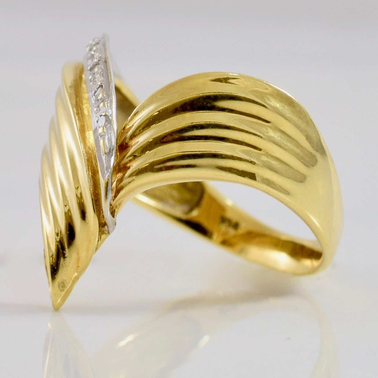 Folded Diamond Ring | 0.02 ctw SZ 6.25 |