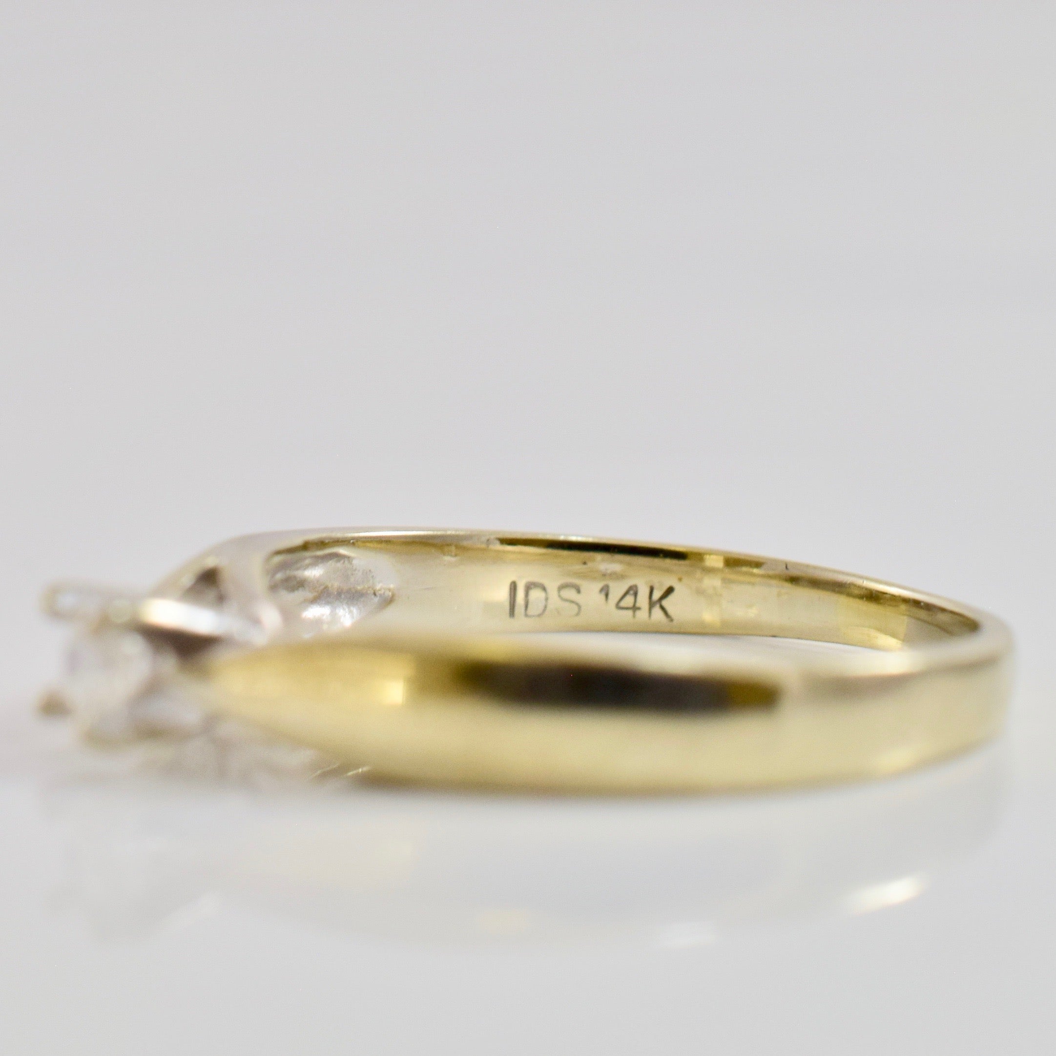 Petite Diamond Ring | 0.07 ctw SZ 5 |