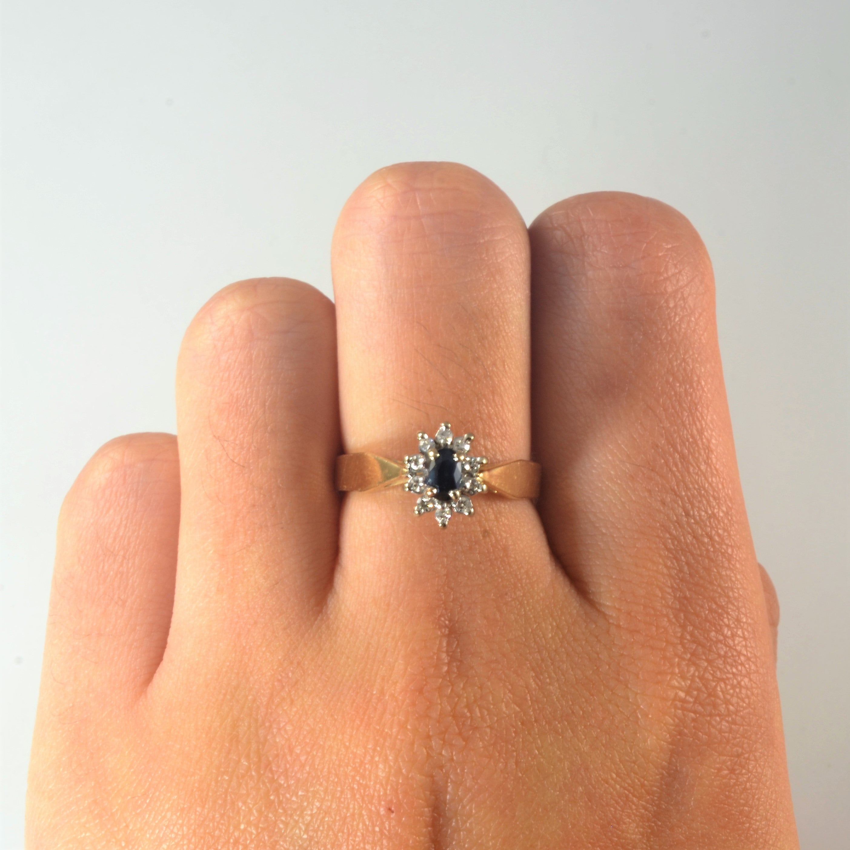 Sapphire & Diamond Halo Ring | 0.25ct, 0.10ctw| SZ 6.5 |