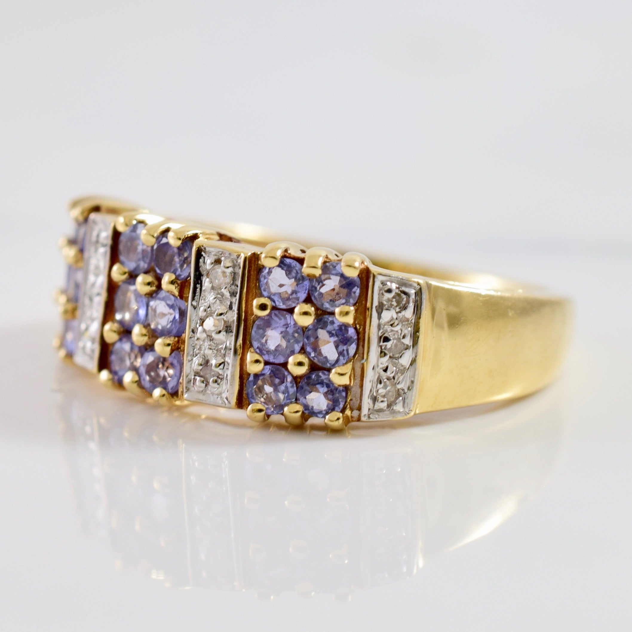 Diamond and Tanzanite Cluster Ring | 0.04 ctw SZ7 |