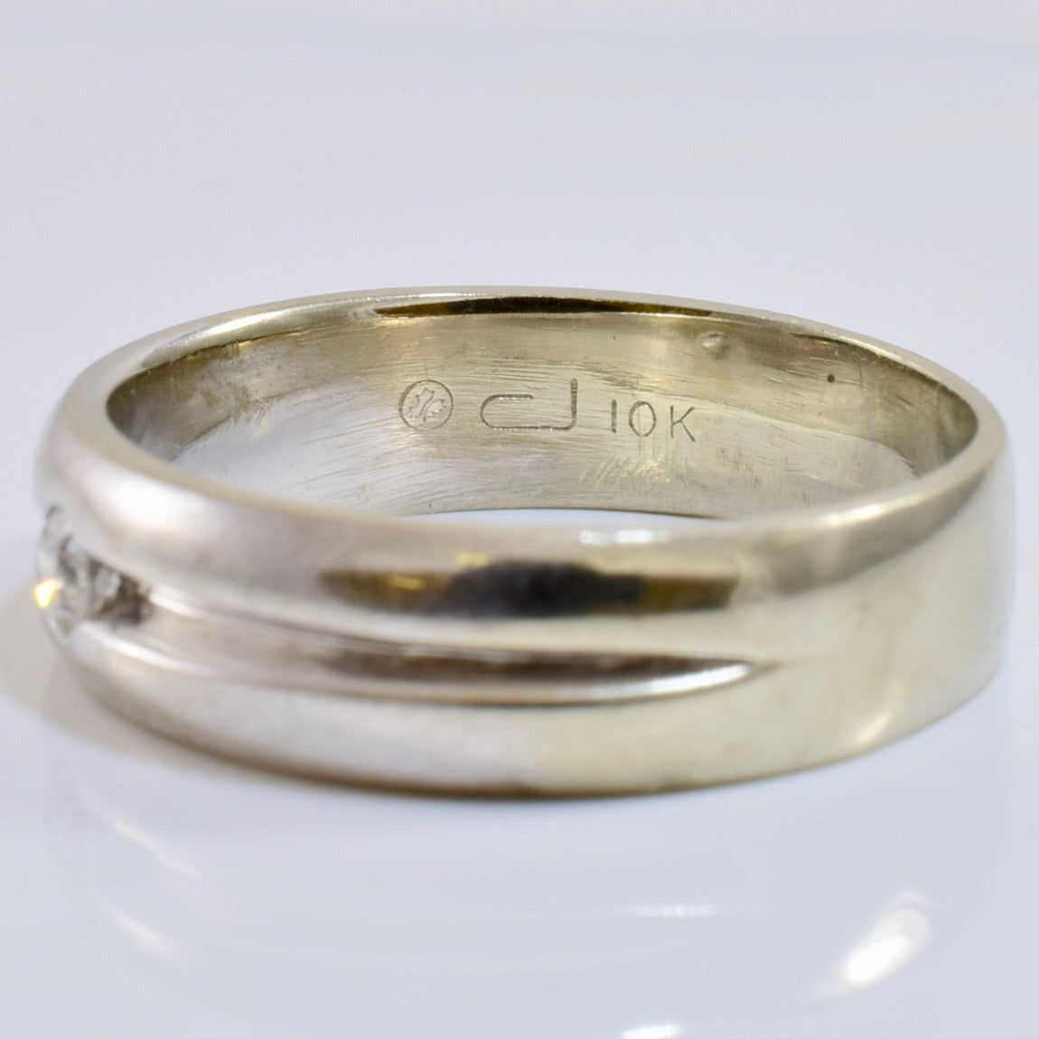 Diamond Band | 0.10 ctw SZ 8 |