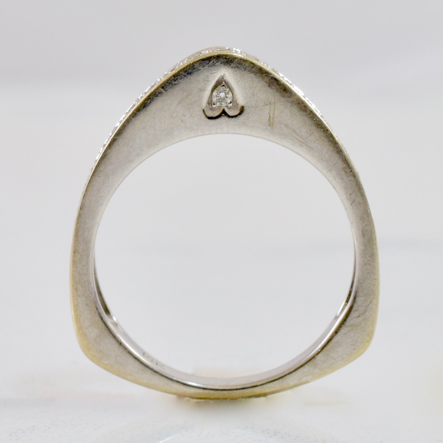 High Set Diamond Band | 0.17 ctw SZ 6.5 |
