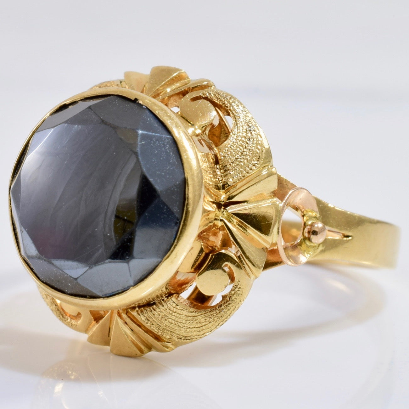Bague vintage ronde en hématite | Taille 7,5 |