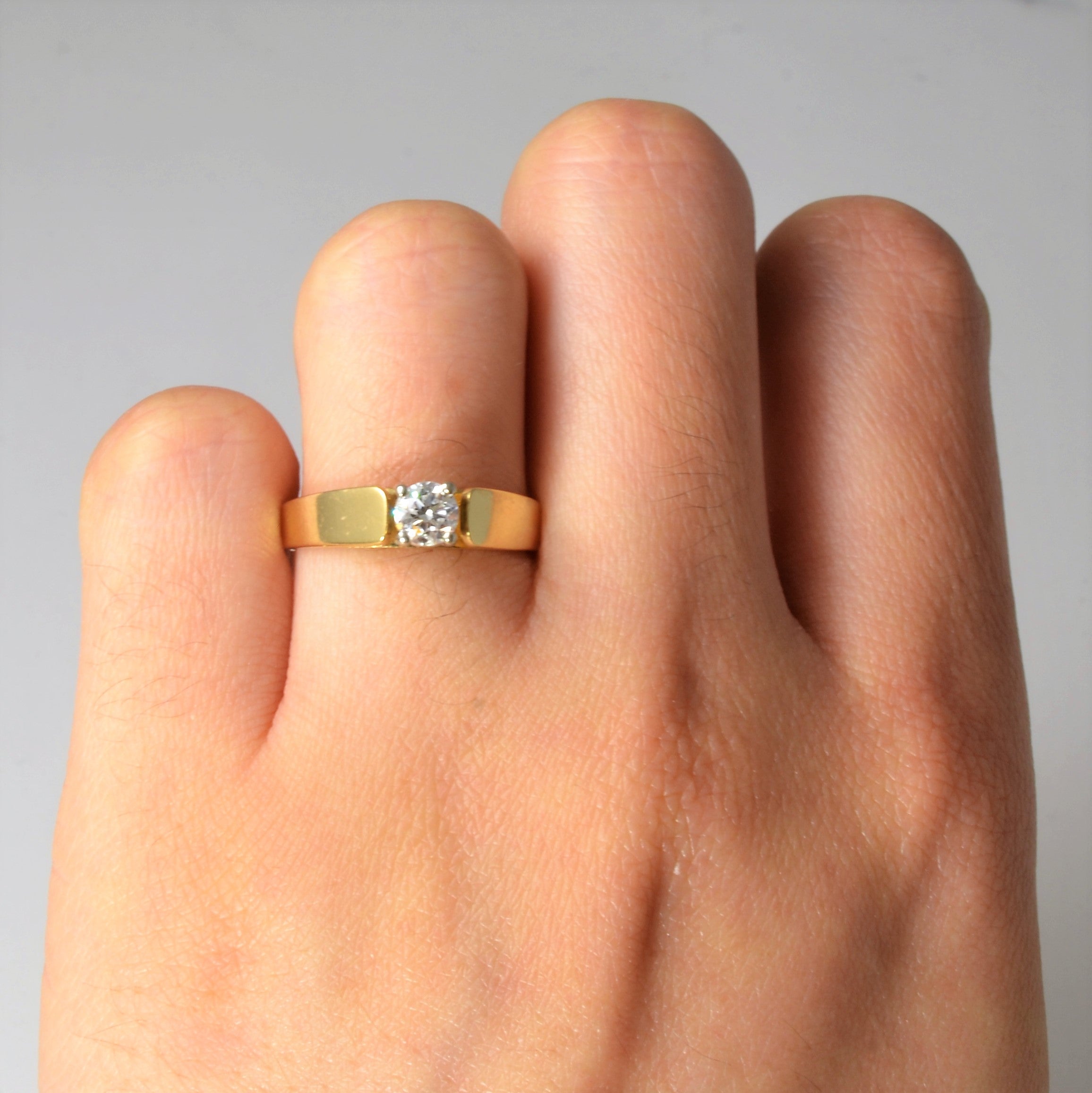 Solitaire Diamond Engagement Ring | 0.31ct | SZ 6 |