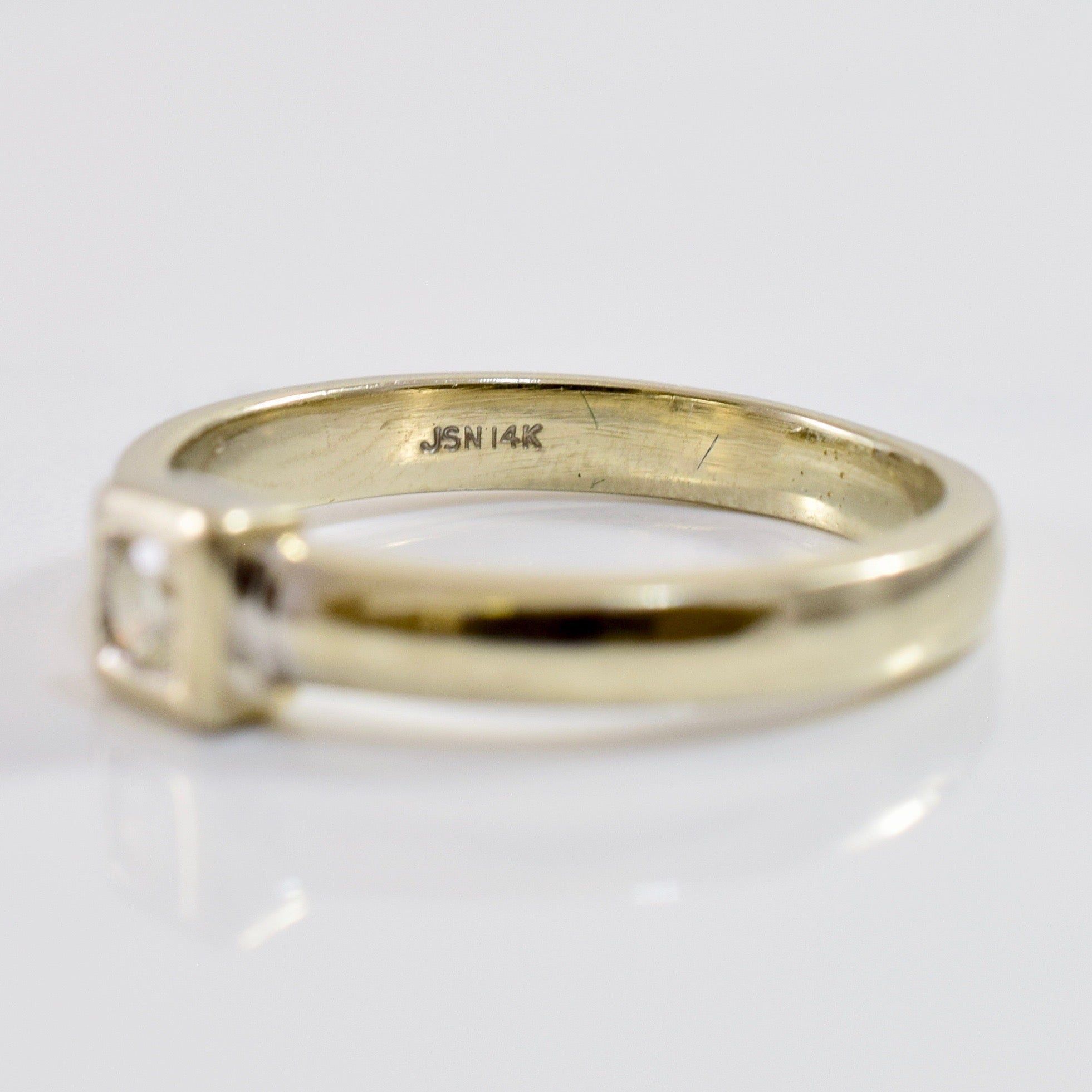 Petite Flush Set Diamond Ring | 0.10 ct SZ 5 |