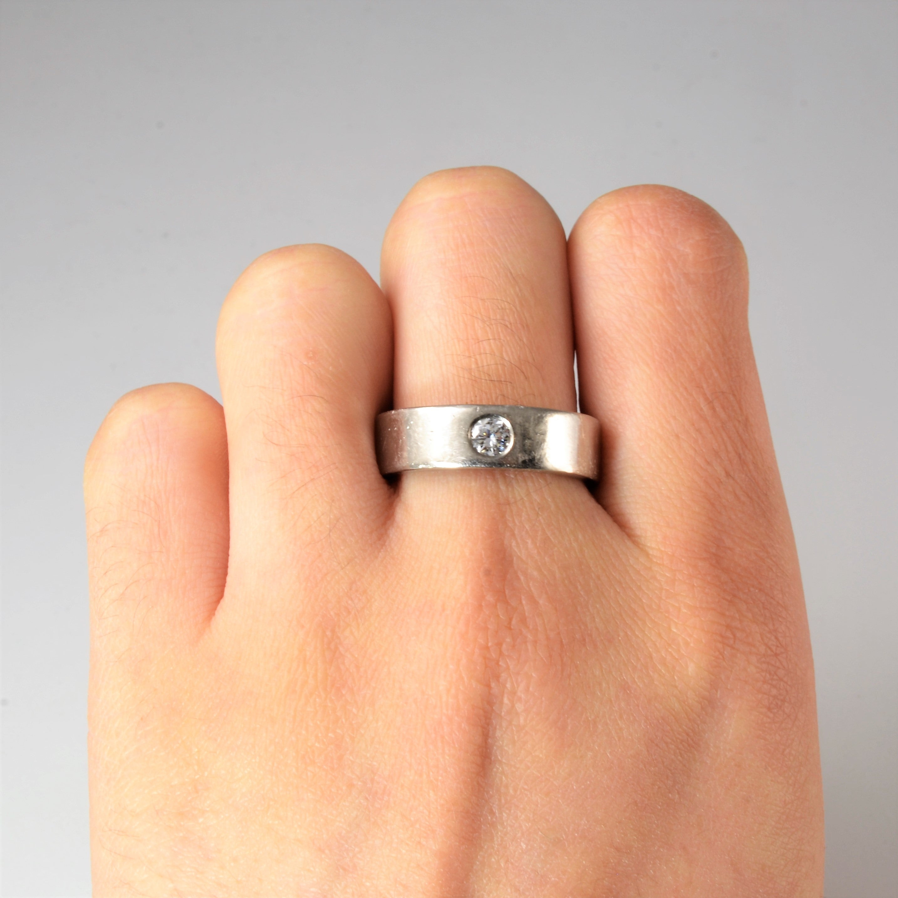 Flush Set Diamond Band | 0.25ct | SZ 8.75 |