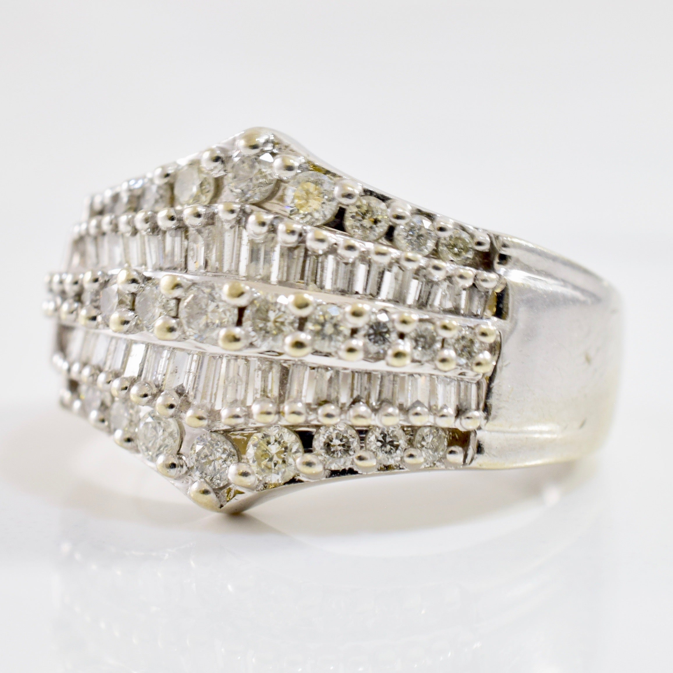 Diamond Cluster Ring | 0.63 ctw SZ 7 |