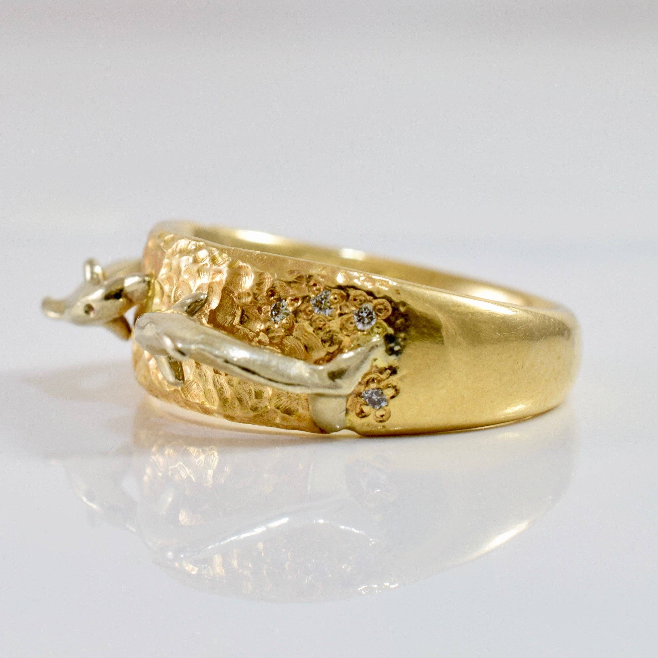 Jumping Gold Dolphin Ring with Diamond Accents | 0.06 ctw | SZ 7.5 |