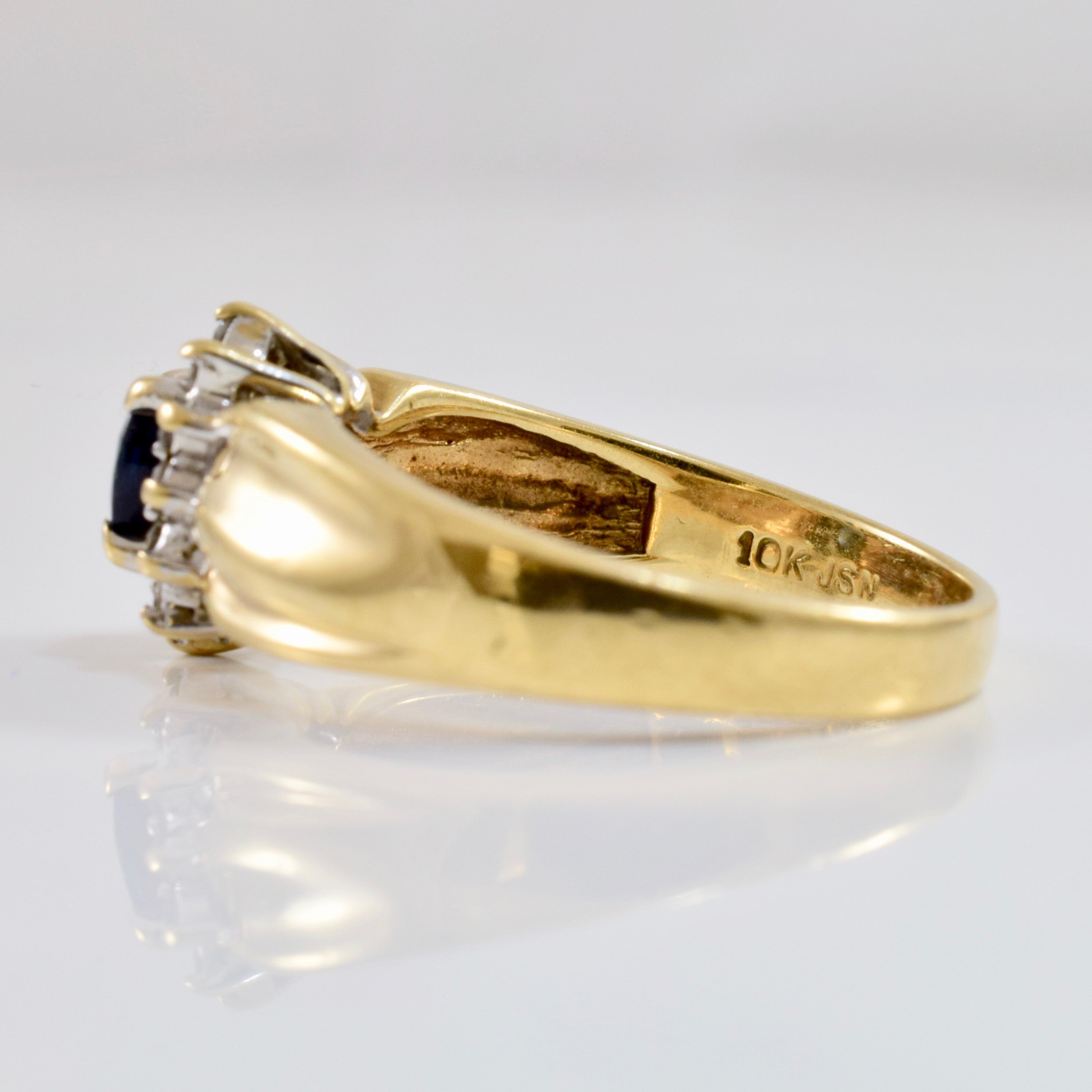 Sapphire & Diamond Halo Ring | 0.13 ctw SZ 7 |