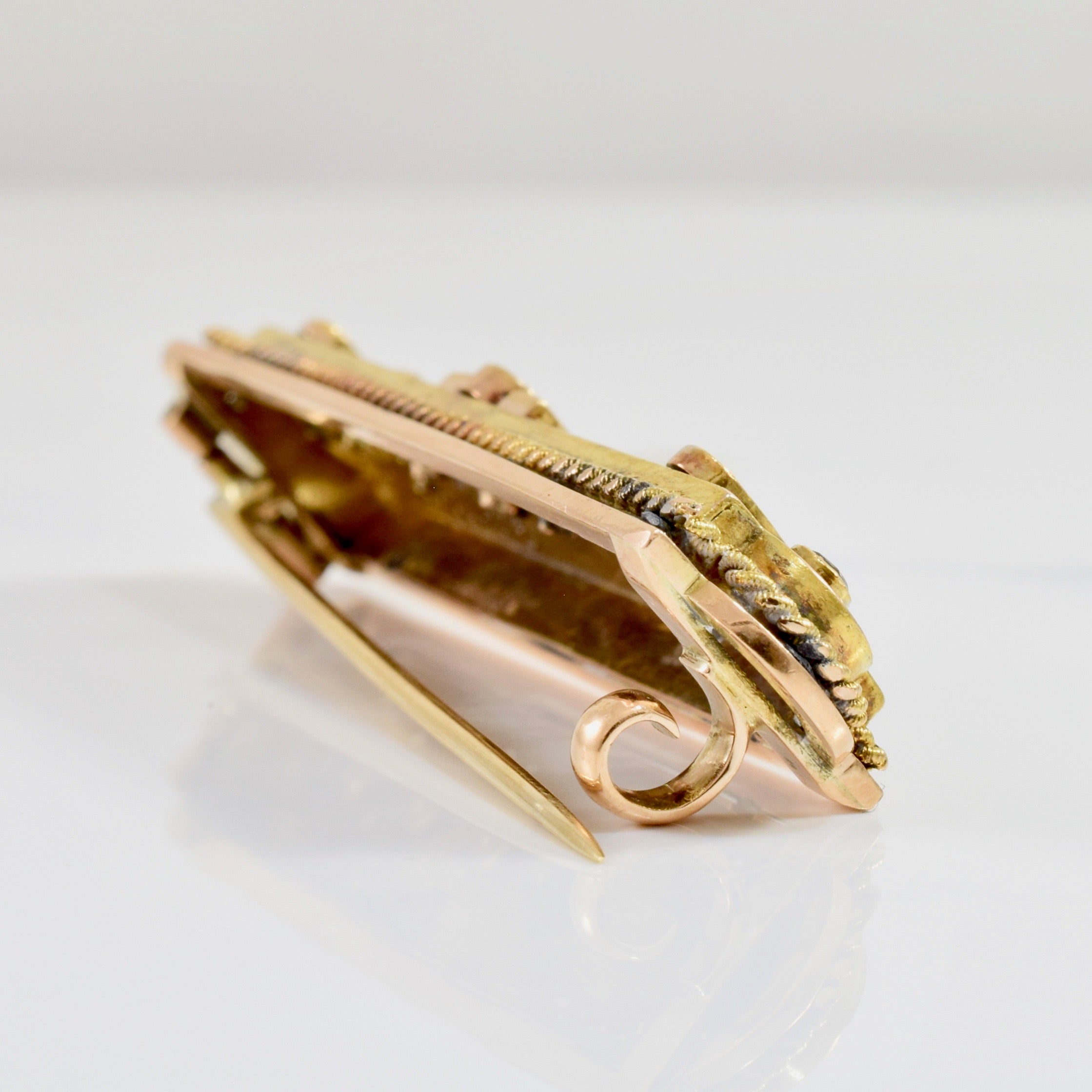 Stunning Victorian Era Brooch | 0.35ctw |