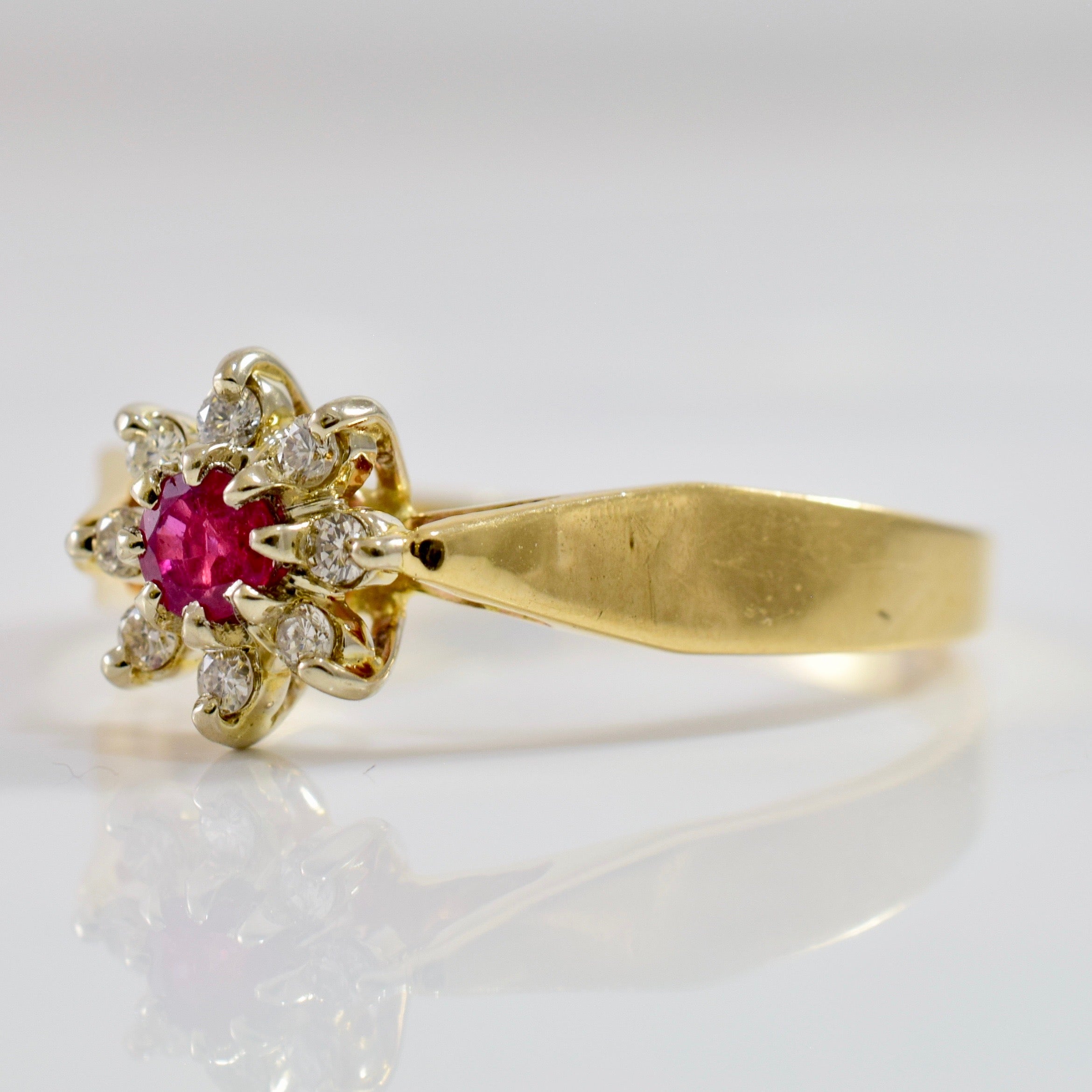 High Set Diamond and Ruby Ring | 0.16 ctw SZ 11.5 |