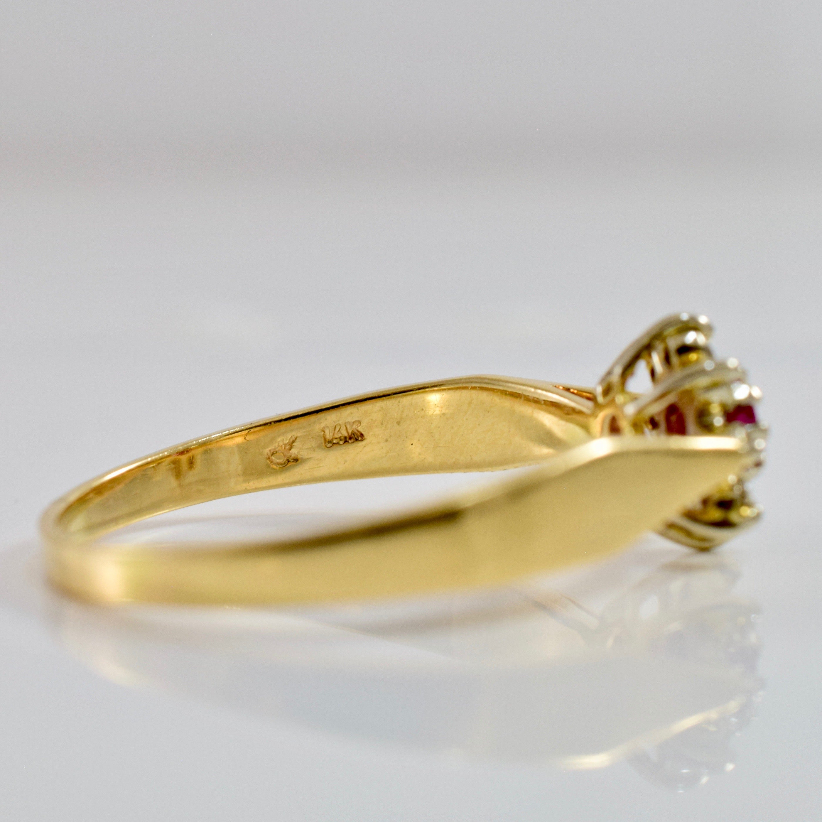 High Set Diamond and Ruby Ring | 0.16 ctw SZ 11.5 |