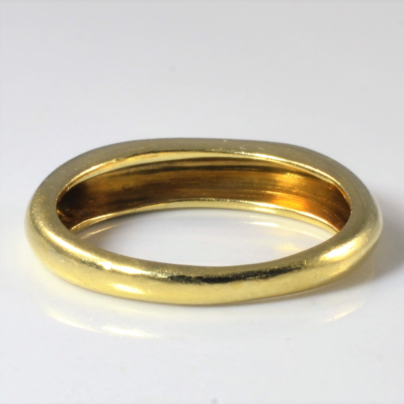 Italian Rounded Flat Front Gold Band | SZ 6.25 |