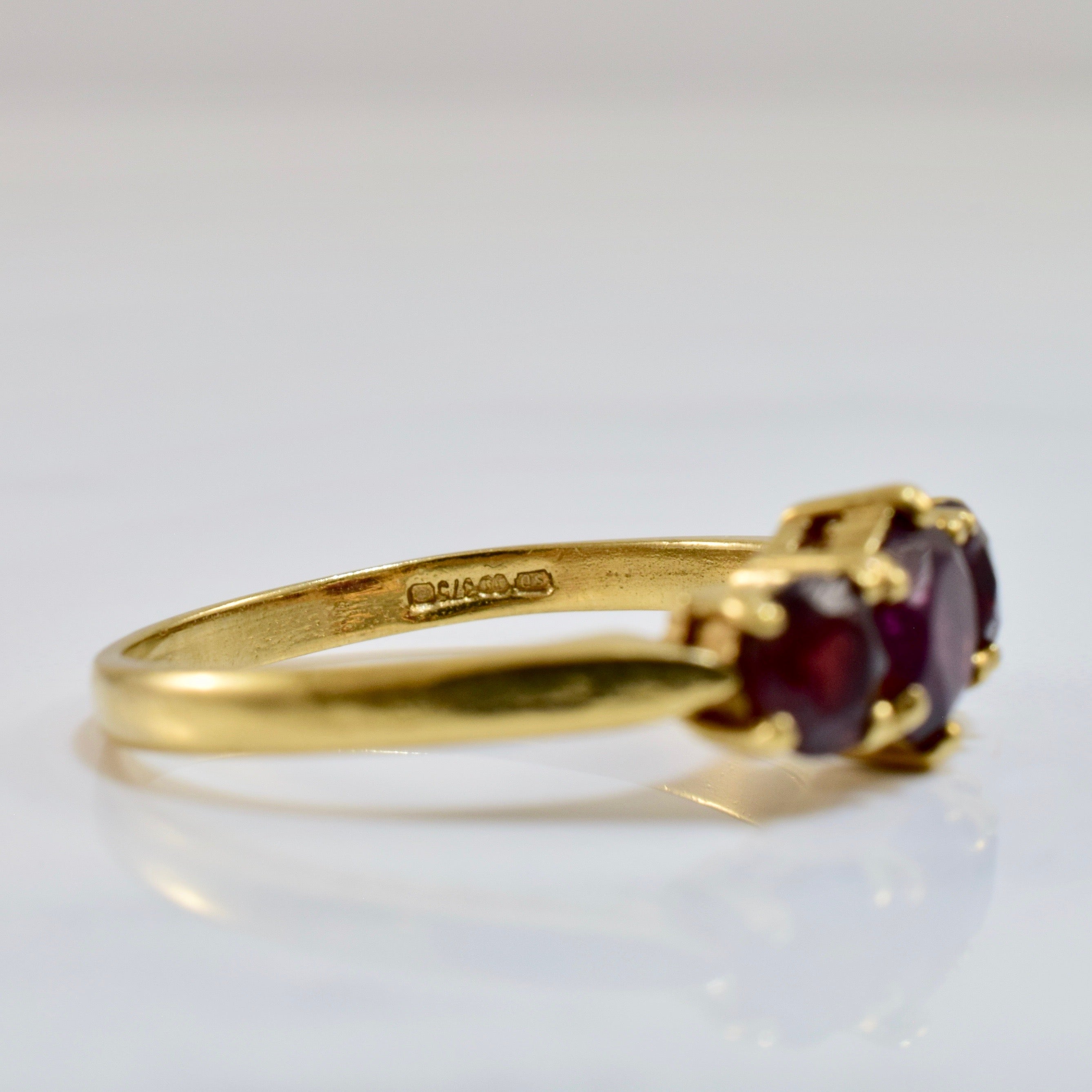 Bague trois pierres grenat | Taille 8,25 |