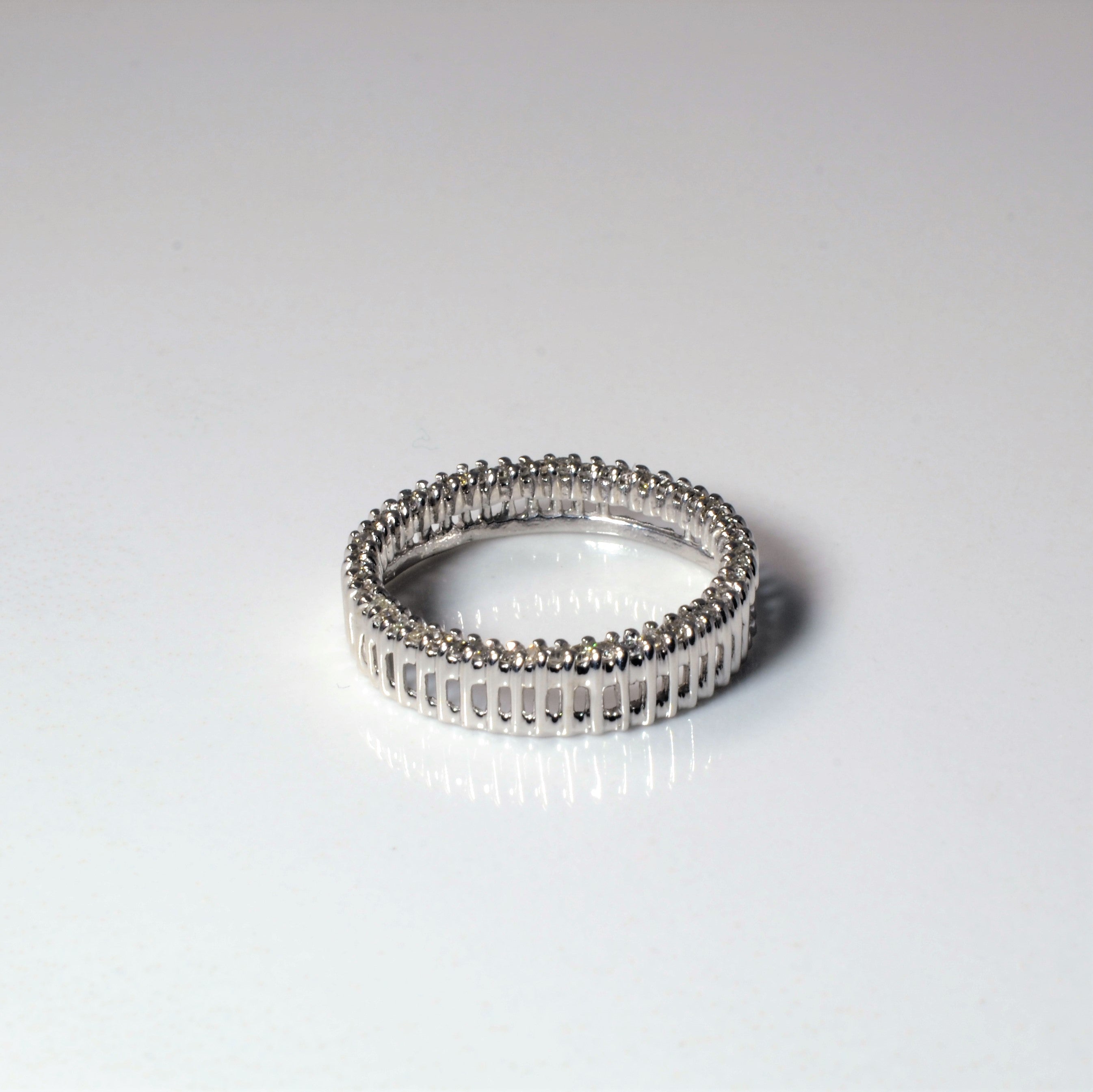 Diamond Circle Pendant | 0.25ctw |