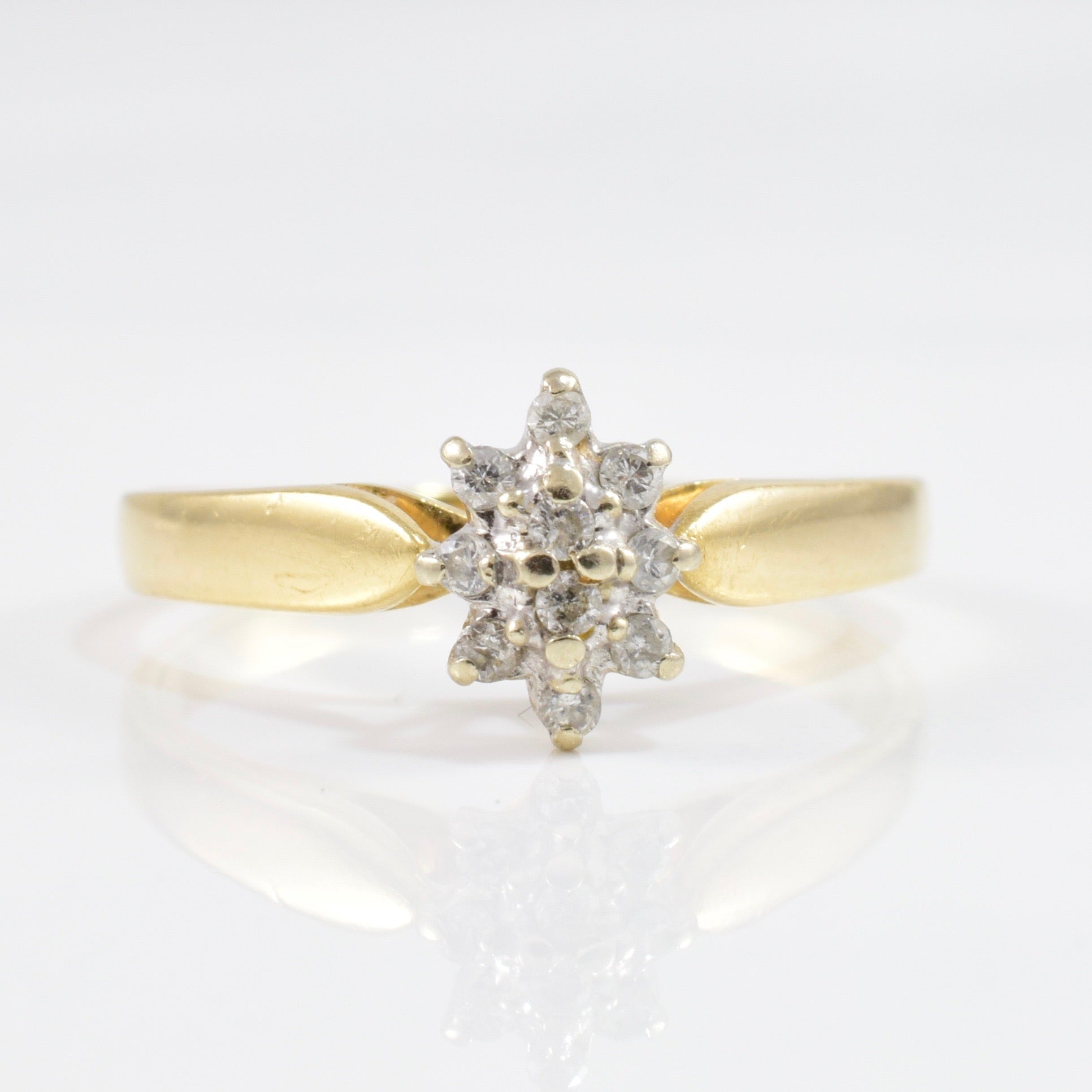 Diamond Cluster Ring | 0.10 ctw SZ 6.5 |