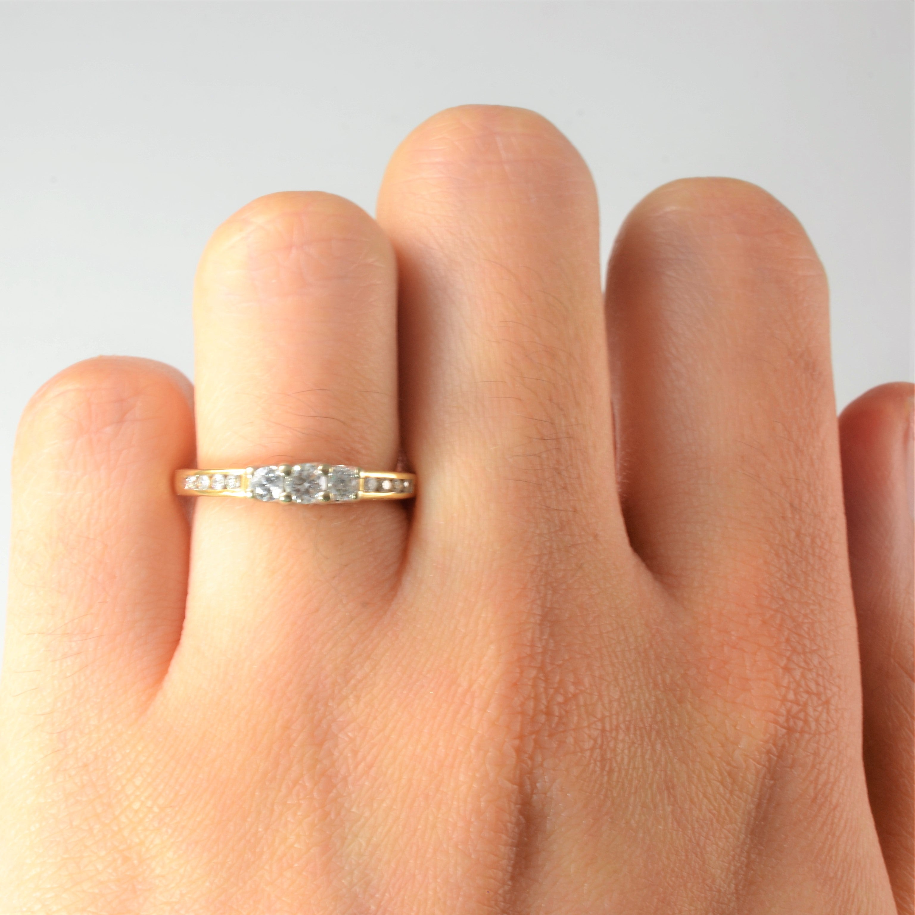 Delicate Three Stone Diamond Ring | 0.28ctw | SZ 4.5 |
