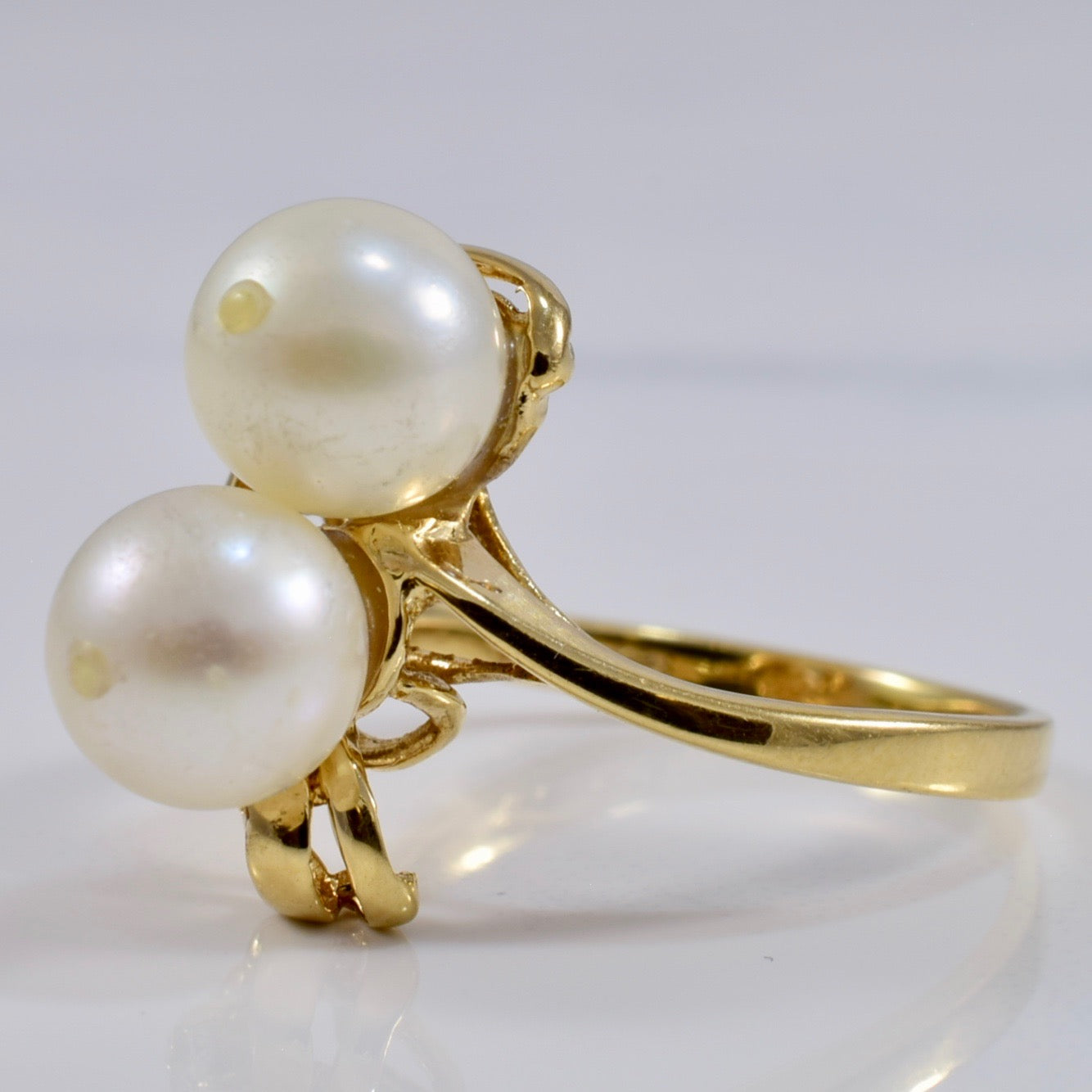 Pearl and Diamond By Pass Ring | 0.03 ctw SZ 5.75 |