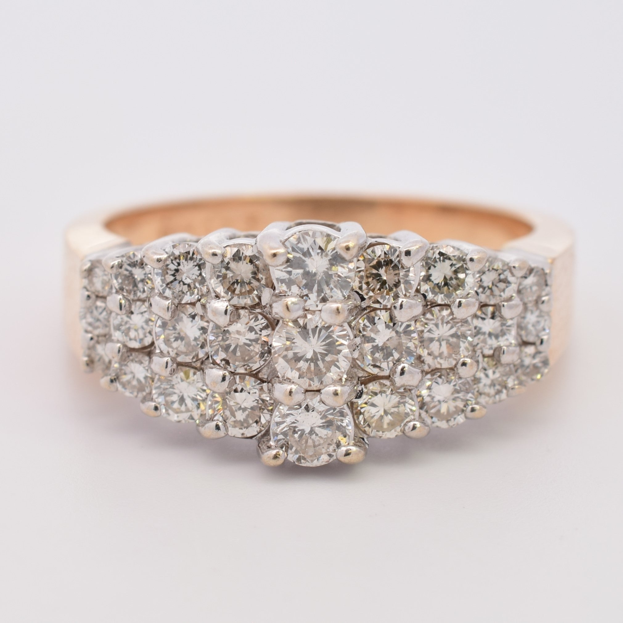 Bague triple rangée de diamants dégradés | 0,60 ct au total | Taille 6,5 |