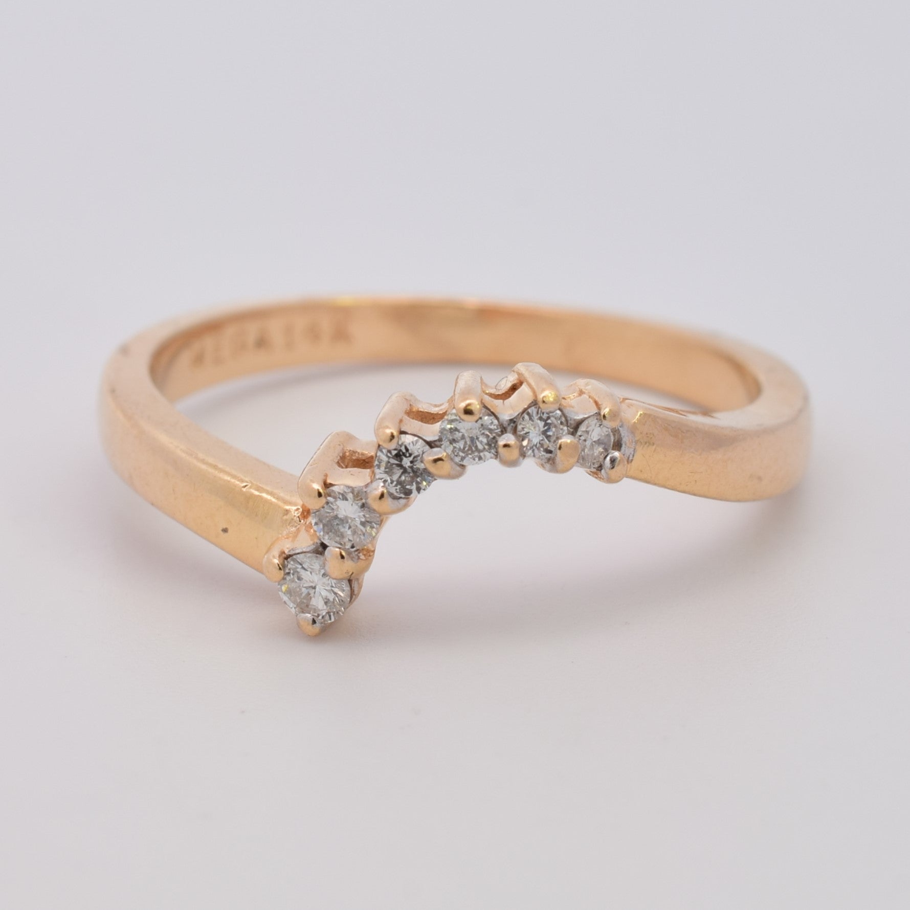 Diamond Contour Ring | 0.12ctw | SZ 6.5 |