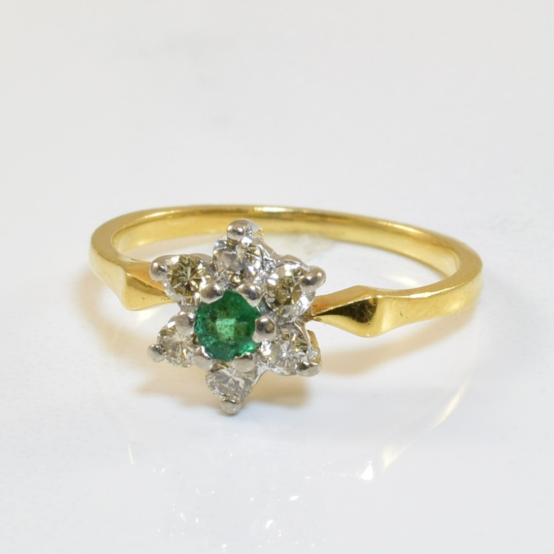 Diamond & Emerald Cluster Ring | 0.18ctw, 0.10ct | SZ 5 |