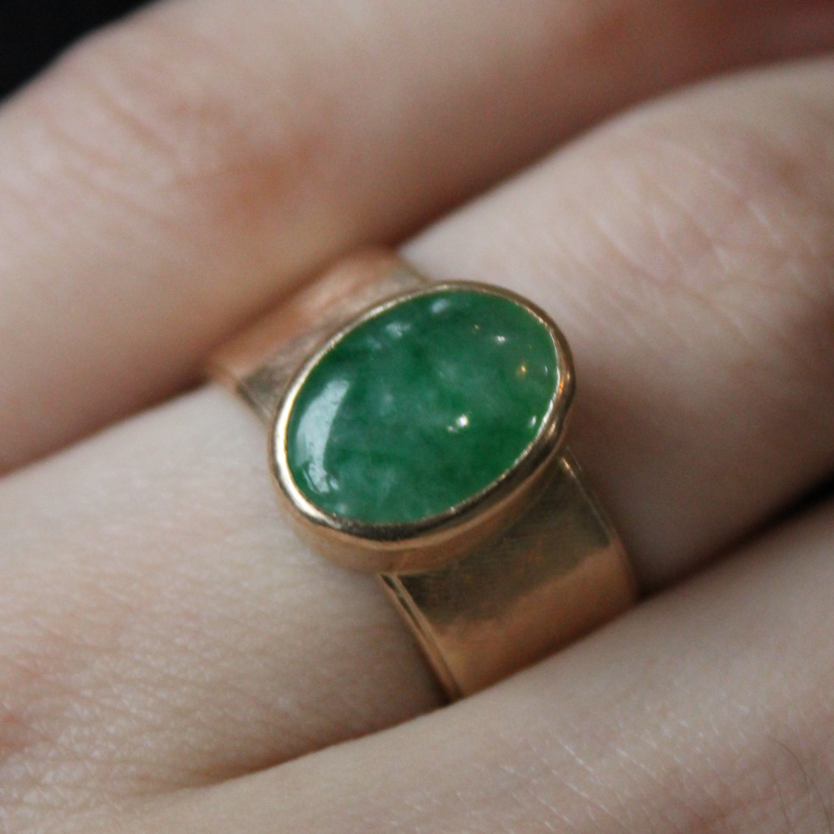Jadeite Cocktail Ring | 2.70ct | SZ 8.25 |