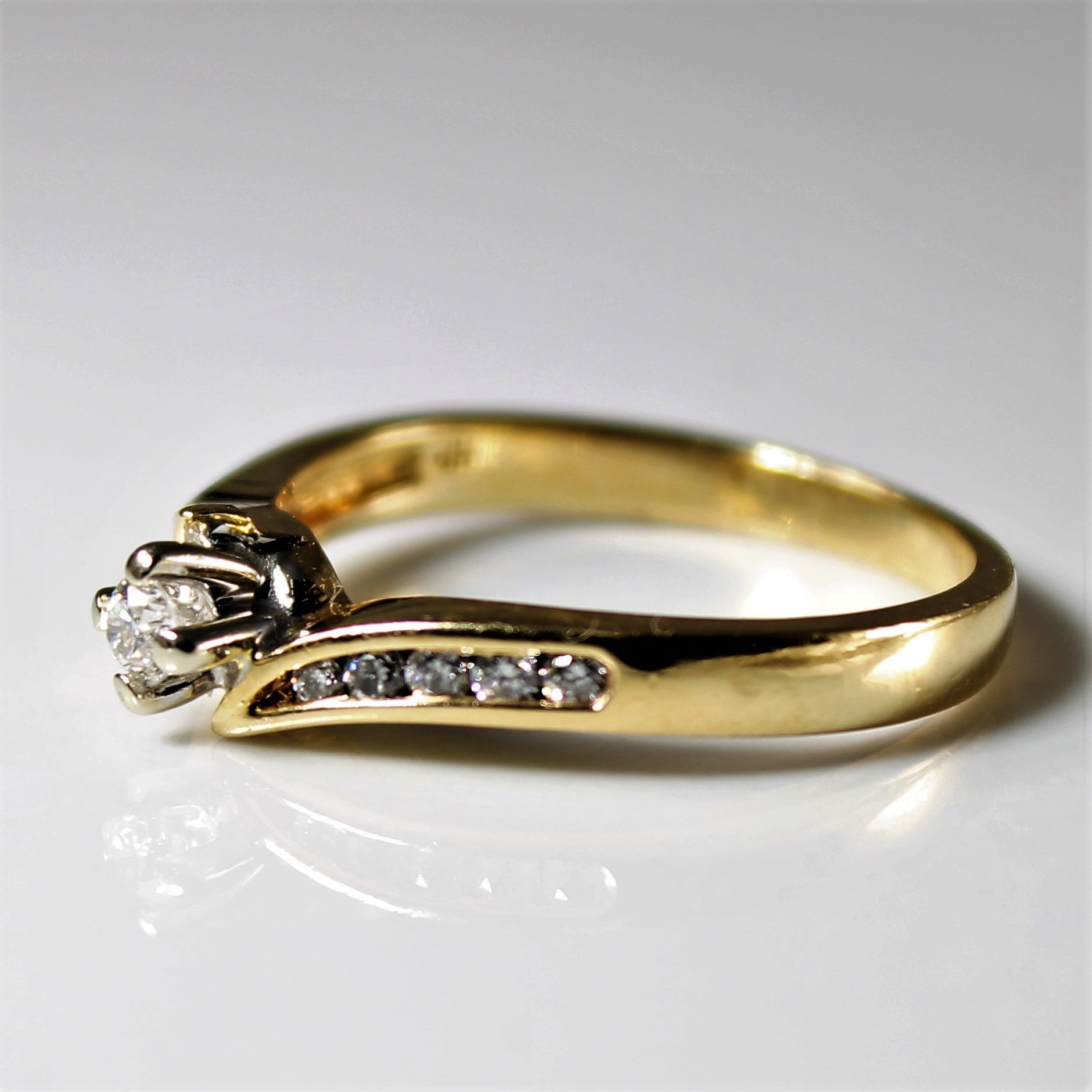 Bypass Side Channel Set Diamond Ring | 0.25ctw | SZ 7 |