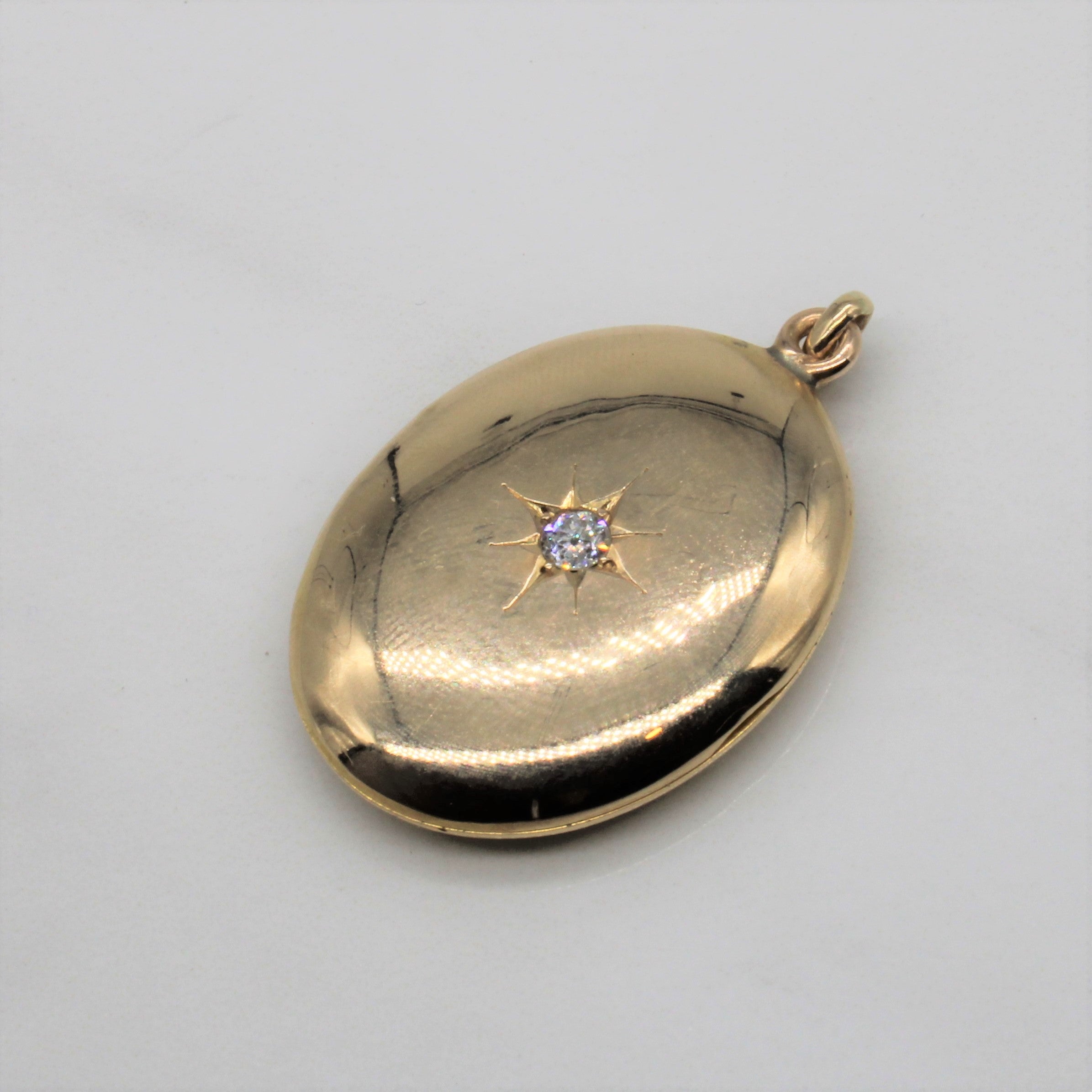 Médaillon en diamant de style édouardien | 0,13 ct |