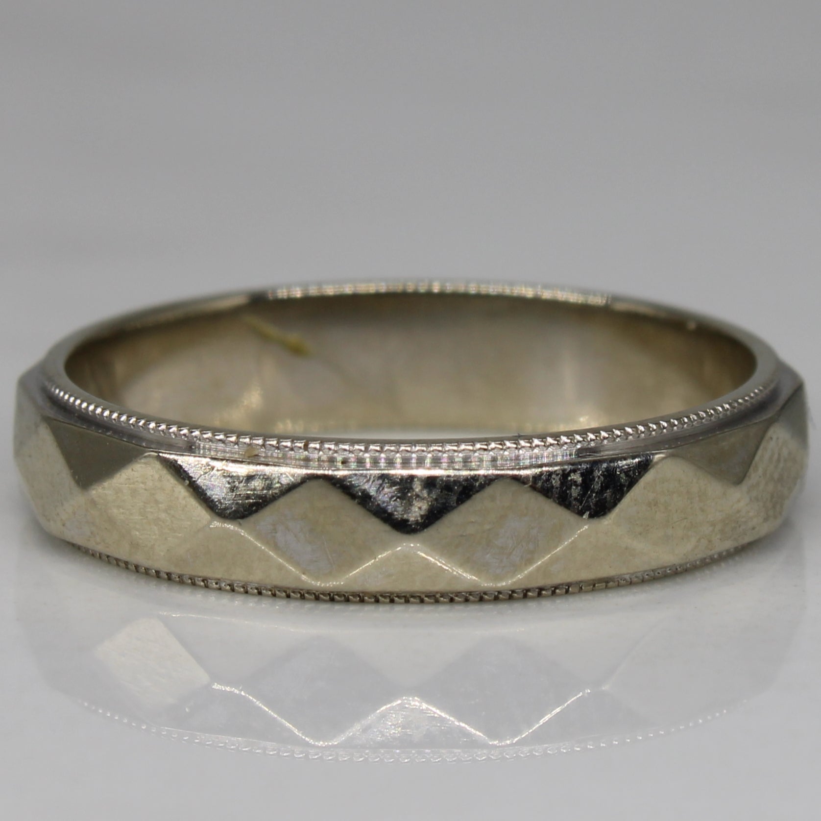 White Gold Faceted Band | SZ 6.5 |