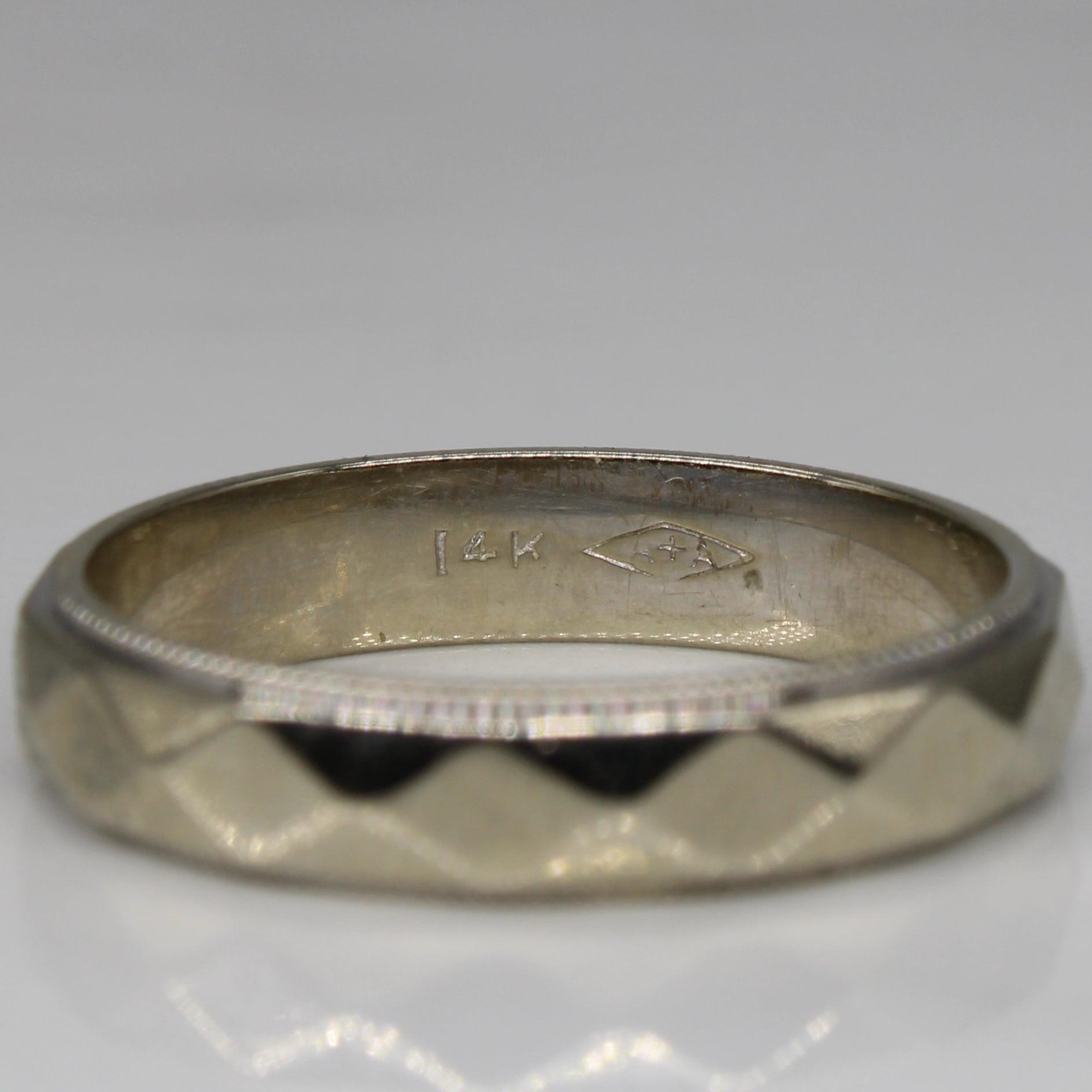 White Gold Faceted Band | SZ 6.5 |