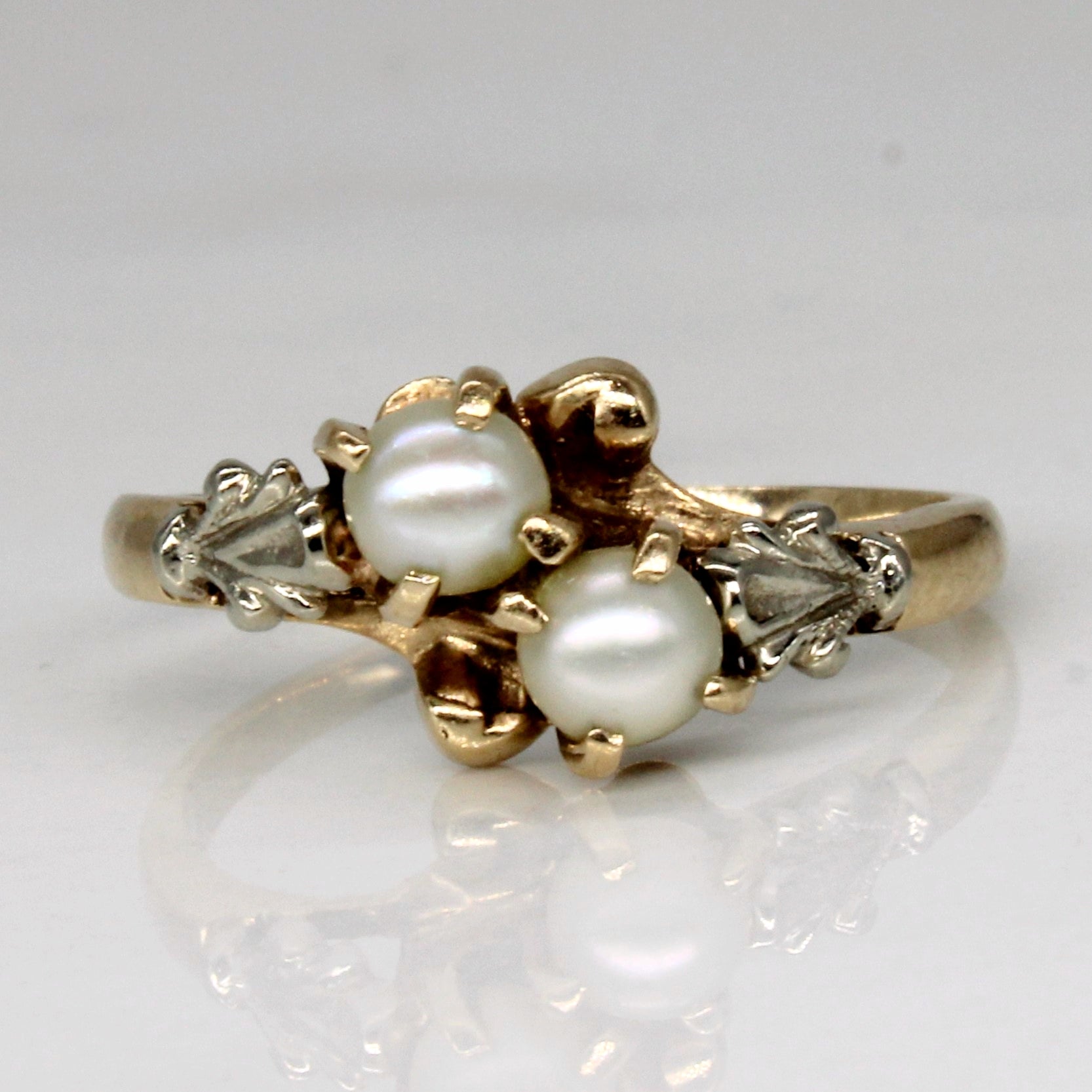 Bague rétro bicolore perle avec fermoir contourné | Taille 5,5 |