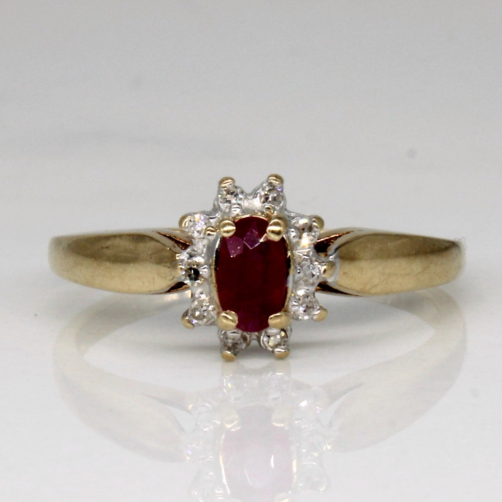 Bague halo rubis et diamants | 0,20 ct, 0,05 ct au total | Taille 7 |