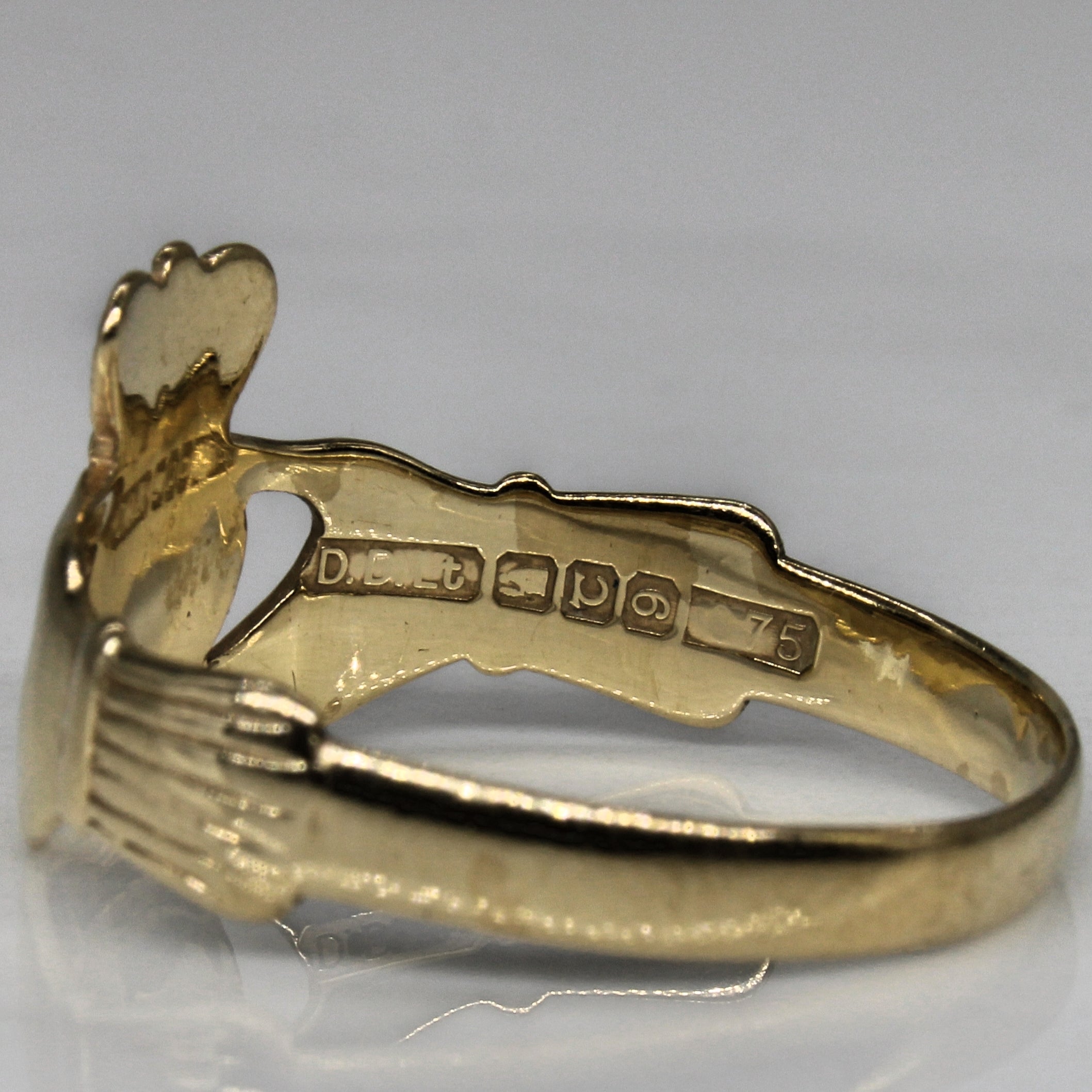 1980s Yellow Gold Claddagh Ring | SZ 10 |