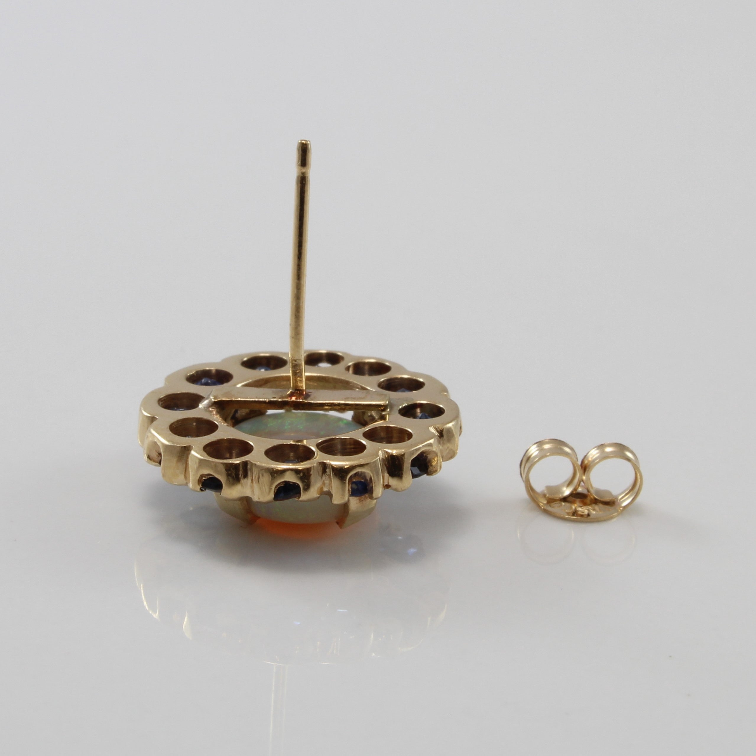 Boucles d'oreilles puces halo opale et saphir | 3,20 ct, 3,36 ct |