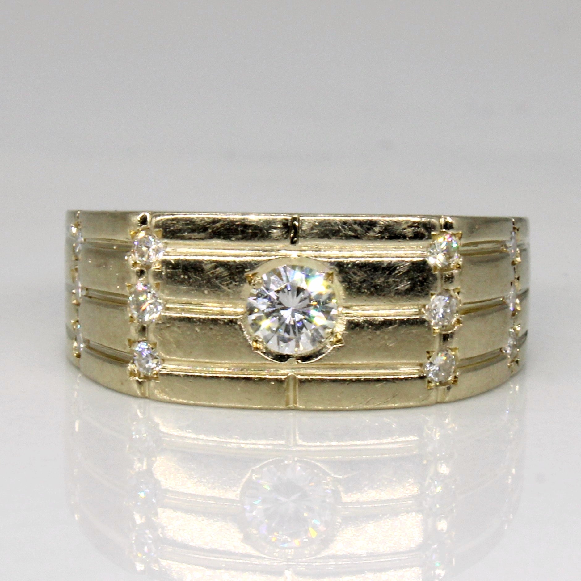 Gypsy Set Multi Diamond Ring | 0.30ctw | SZ 5.75 |