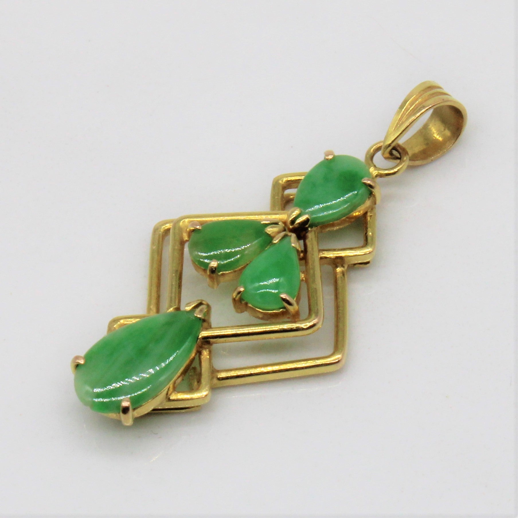Pear Cut Cabochon Jadeite Pendant | 1.00ctw |