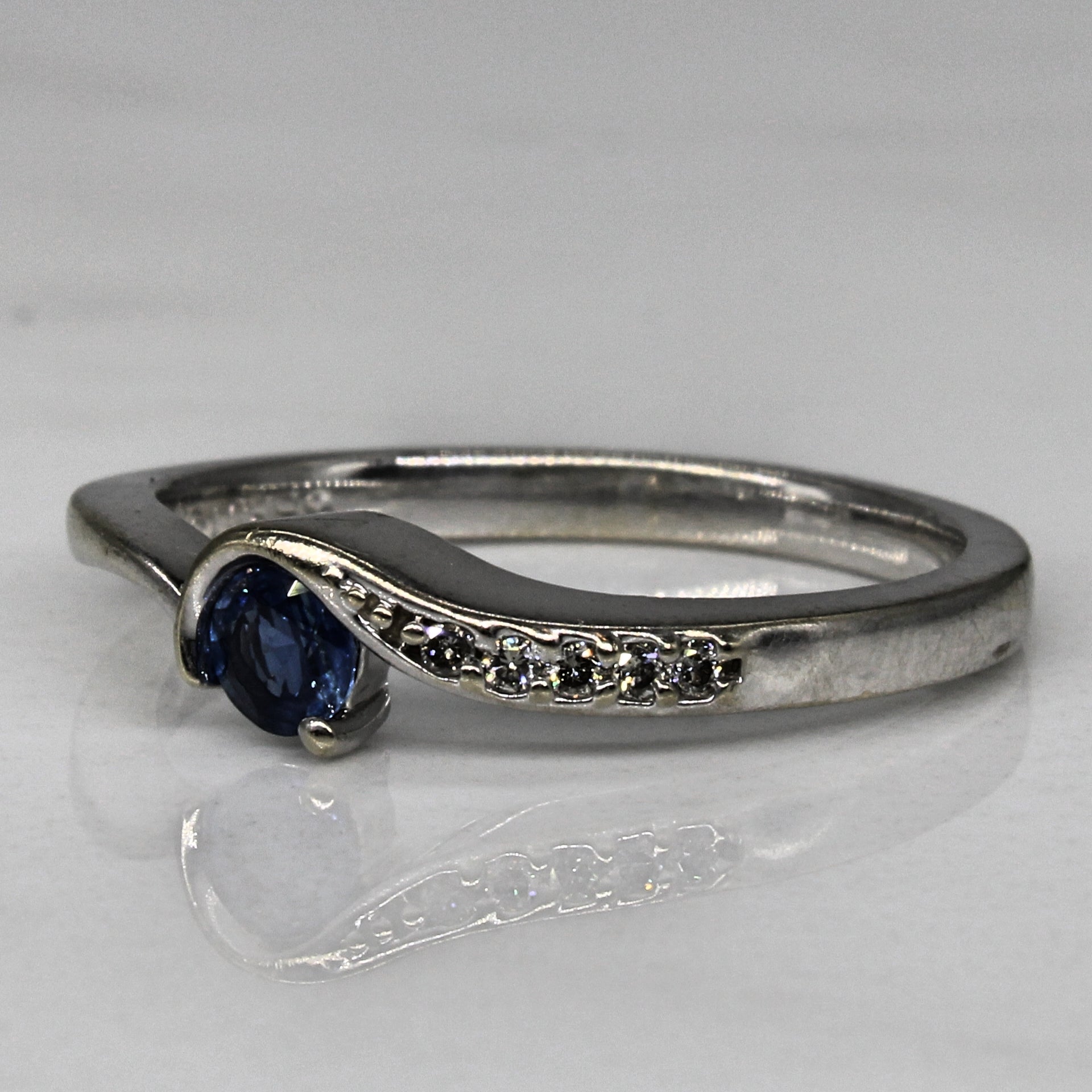 Sapphire & Diamond Contour Band | 0.20ct, 0.03ctw | SZ 6.25 |