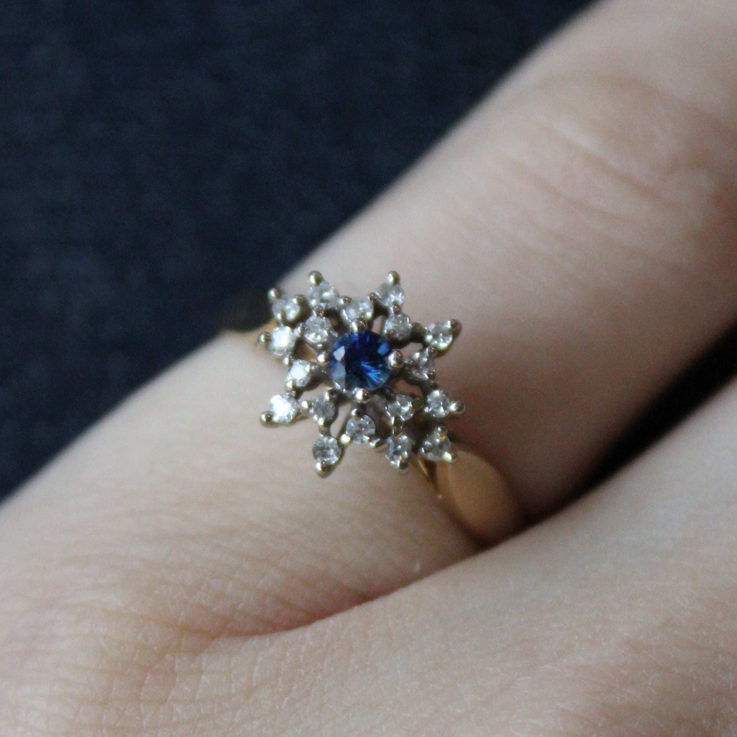 Diamond & Sapphire Cluster Ring | 0.11ctw, 0.09ct | SZ 6.75 |